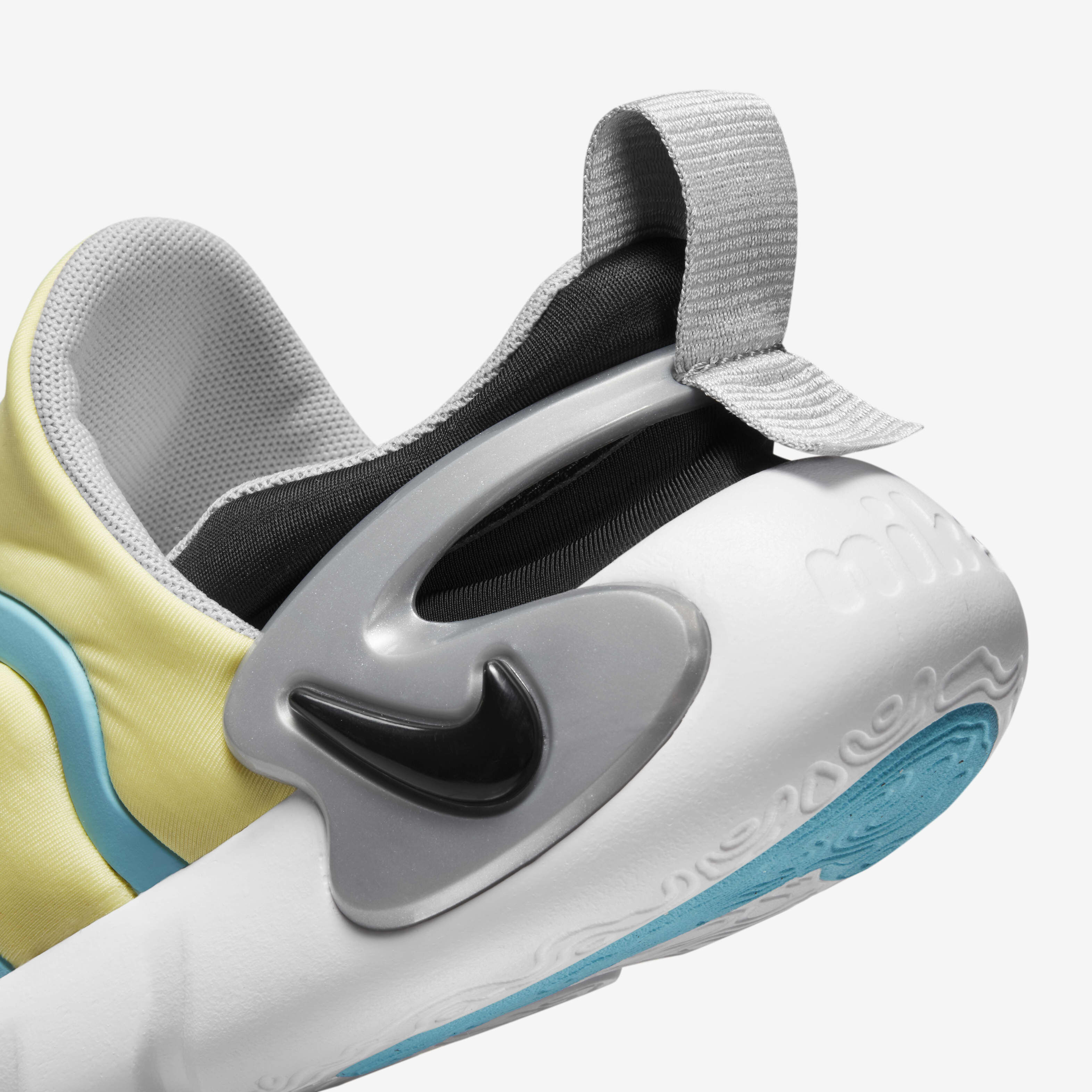 Nike Dynamo Go SE image number 8