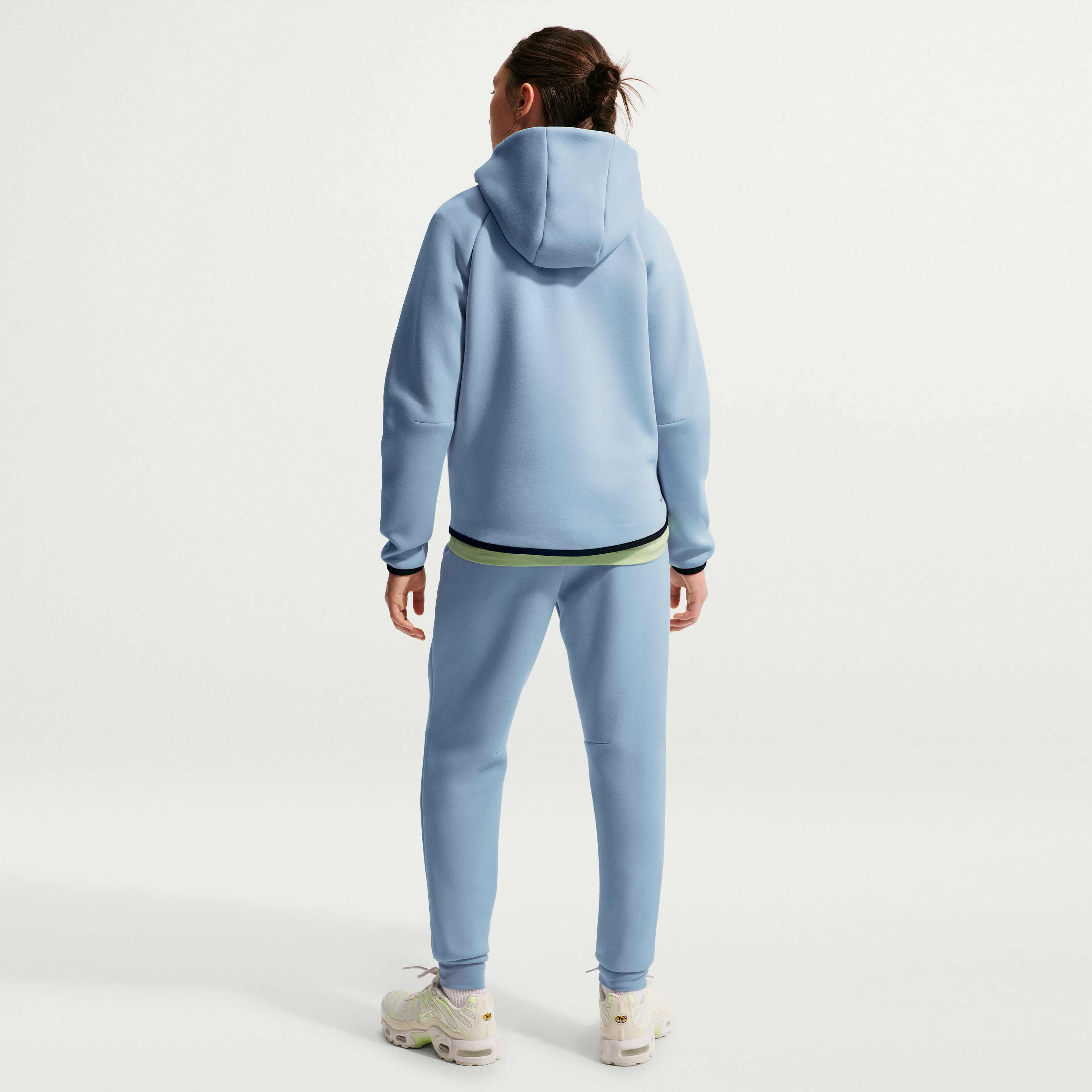 Nike Sportswear Tech Fleece image number 4