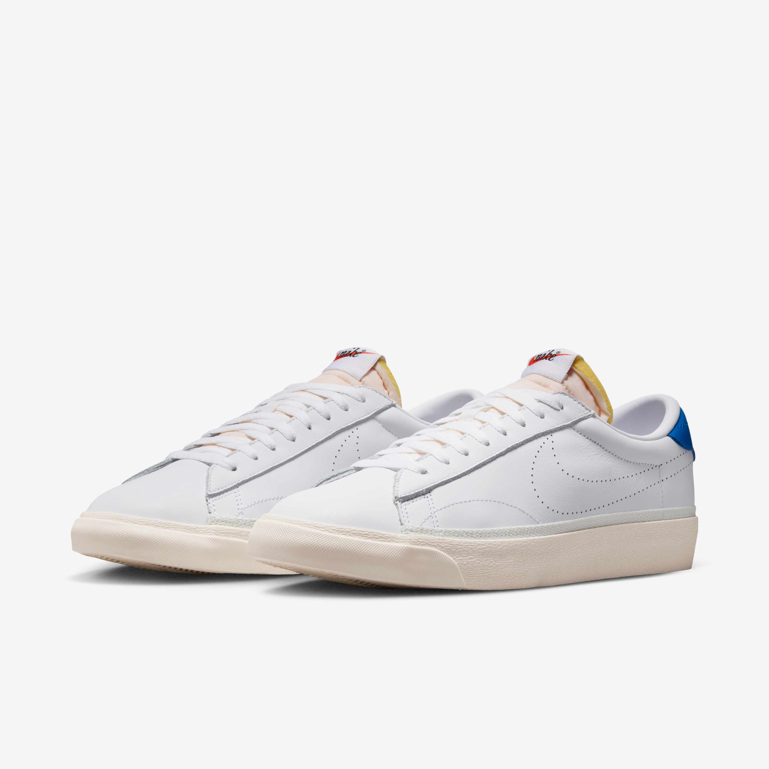 Nike Tennis Classic image number 4