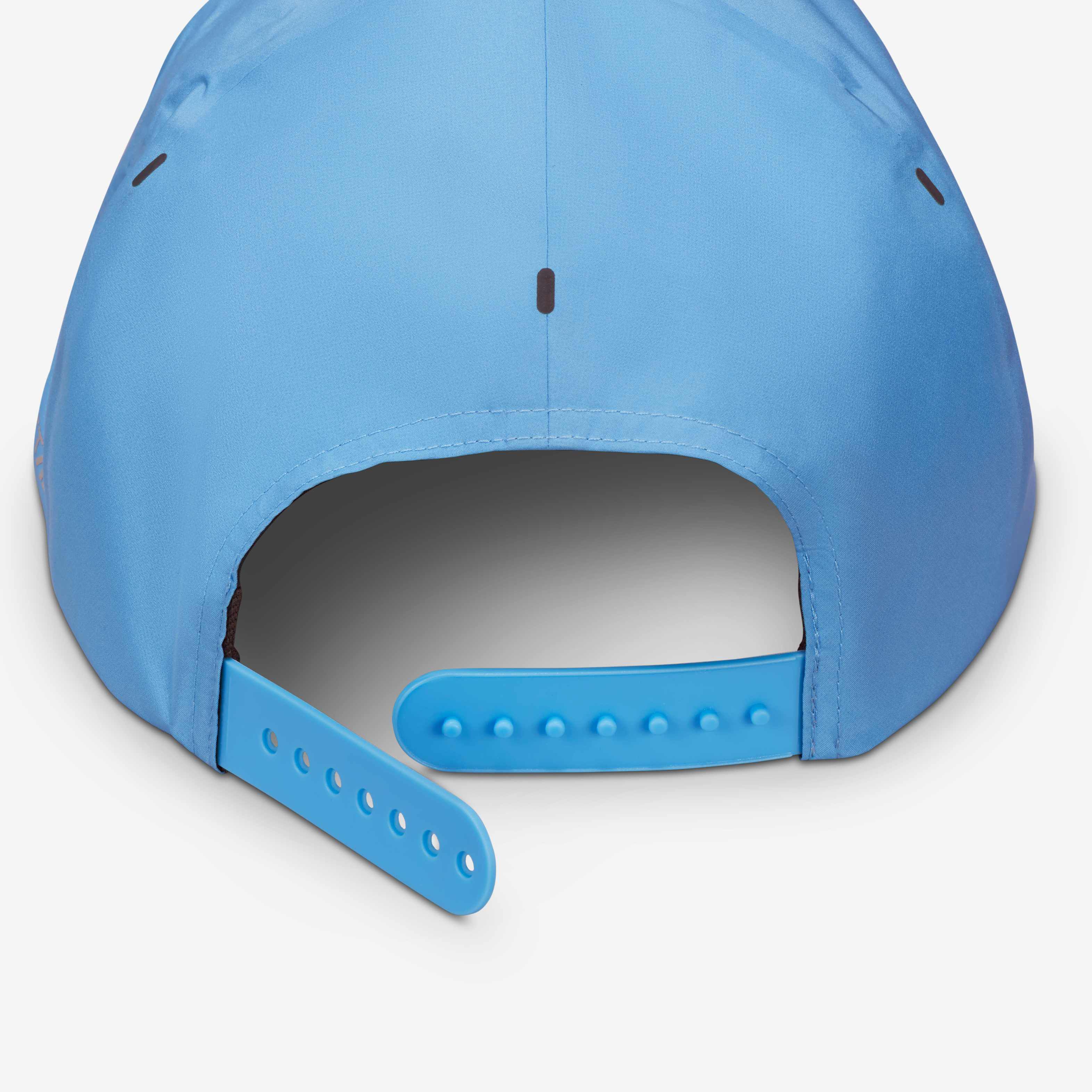 Nike Storm-FIT ADV Club image number 2