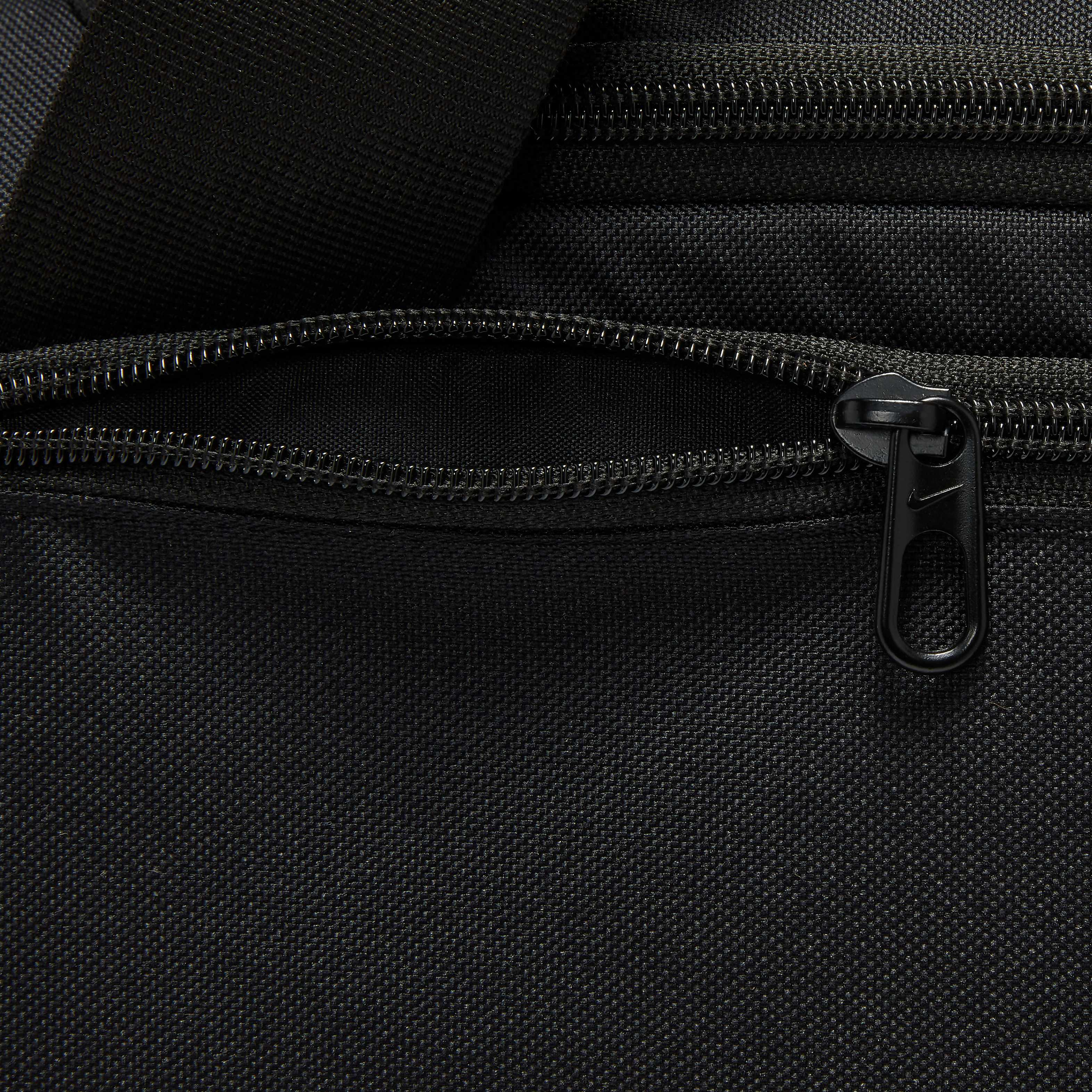 نايكي أكاديمي تيم image number 9