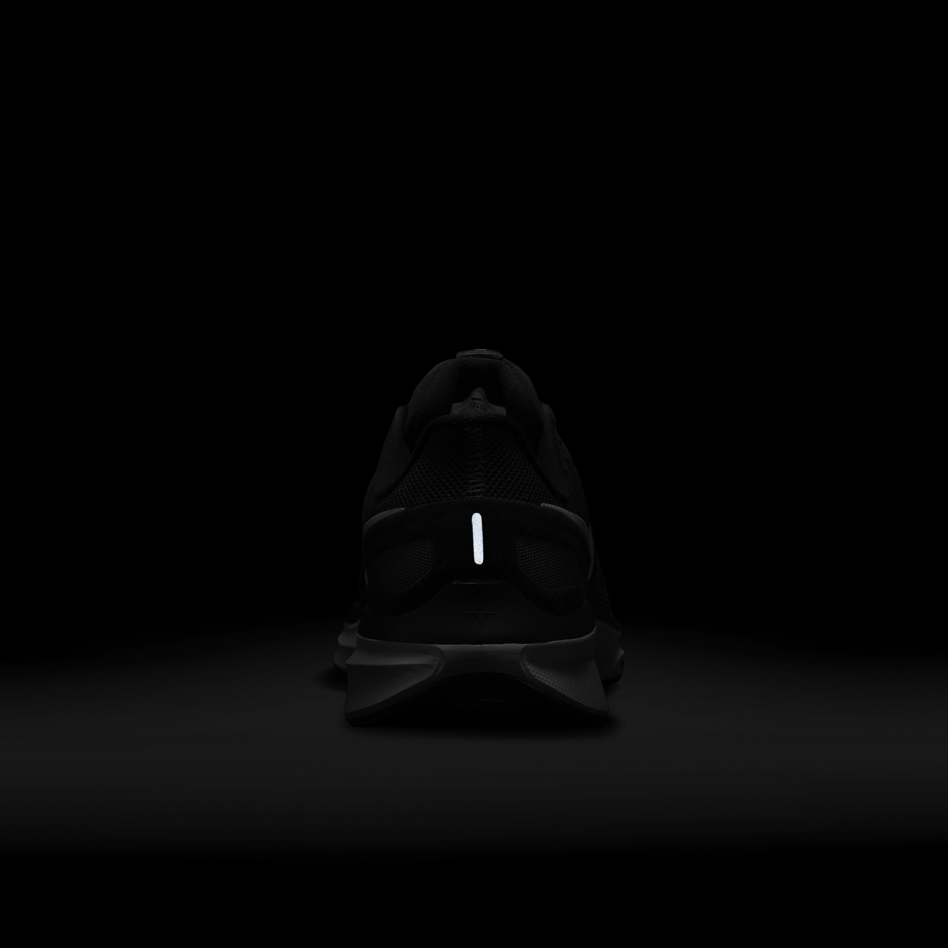 Nike Structure 25 image number 8