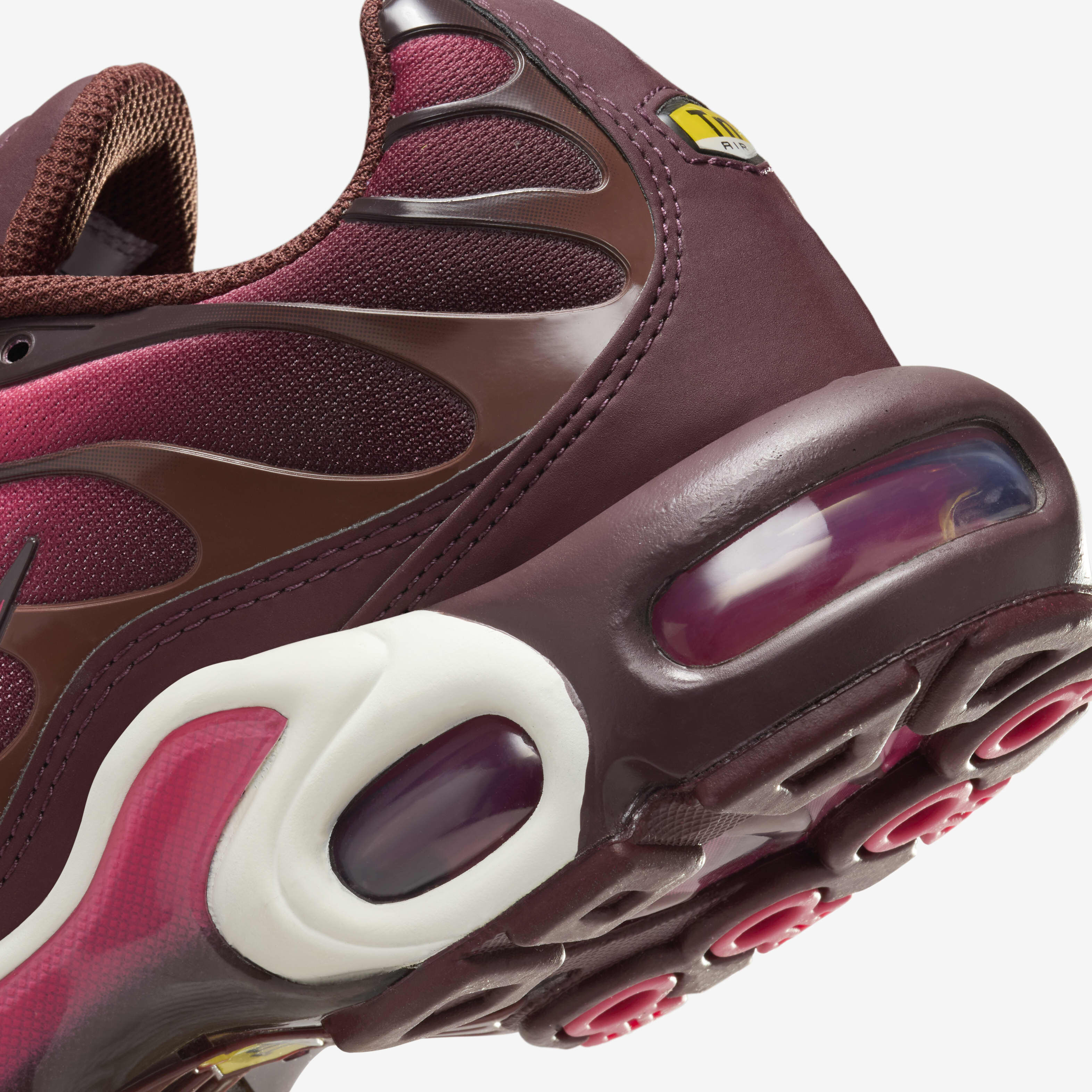 Nike Air Max Plus image number 7