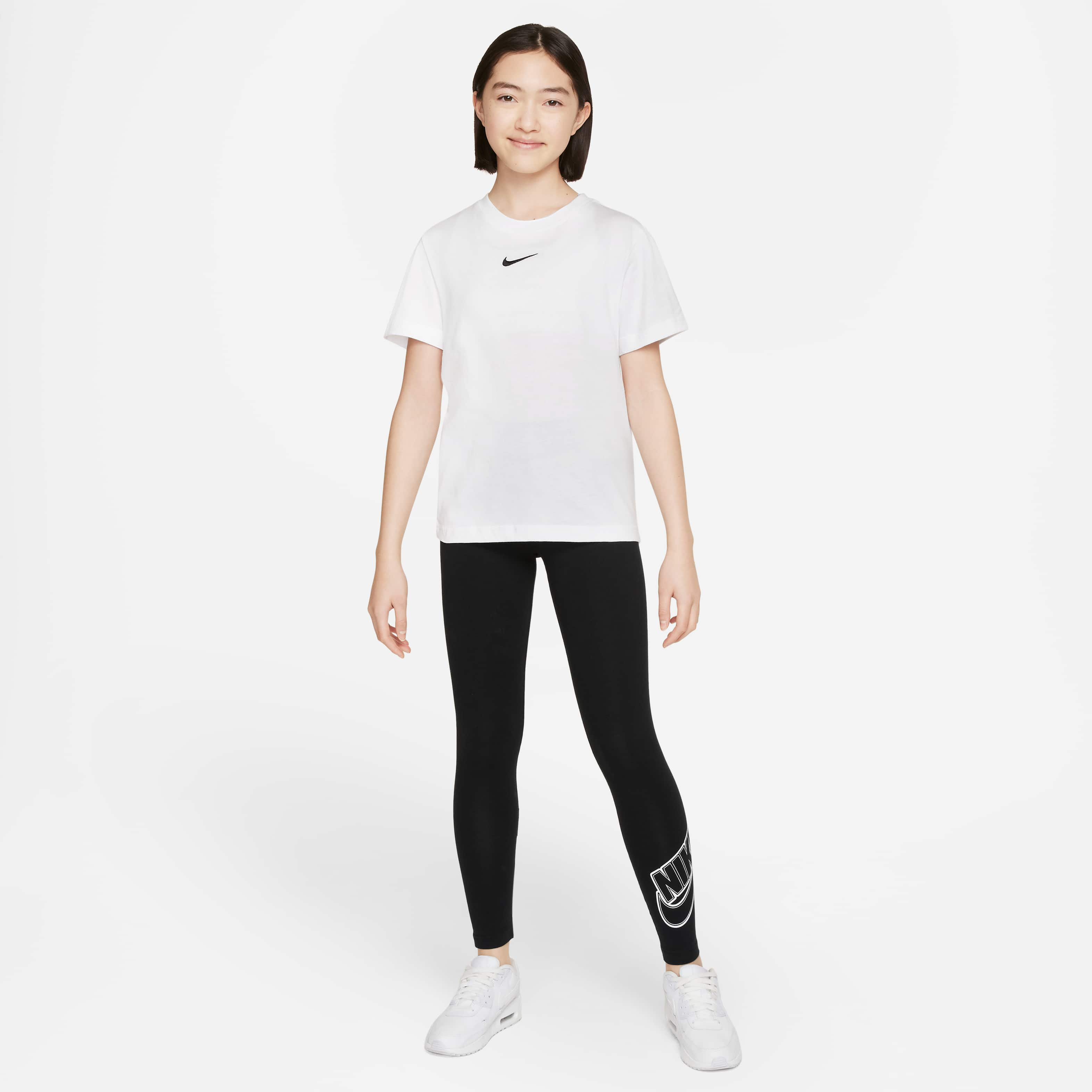 Nike Sportswear image number 3