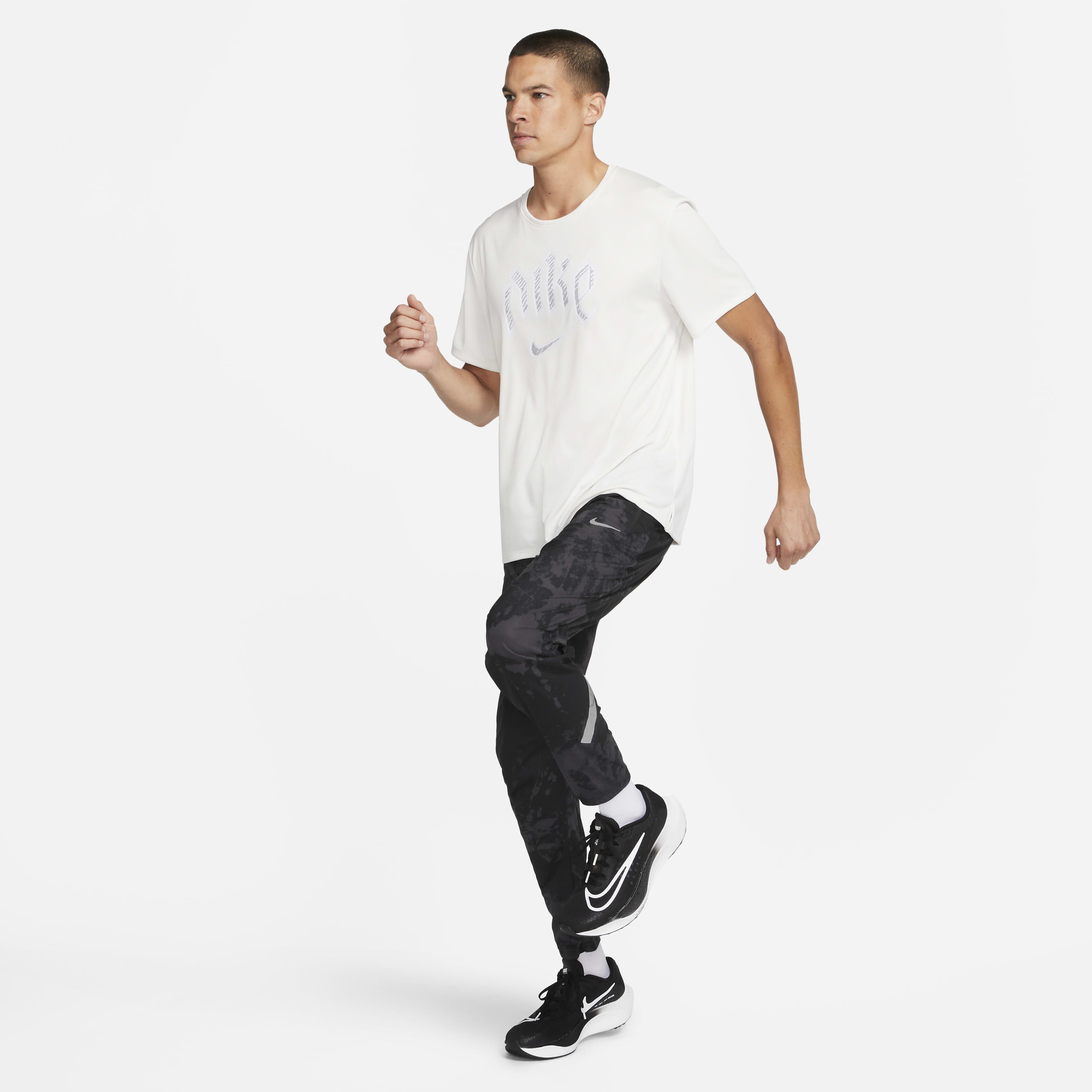 نايكي دراي-فت رن ديفيجن image number 5