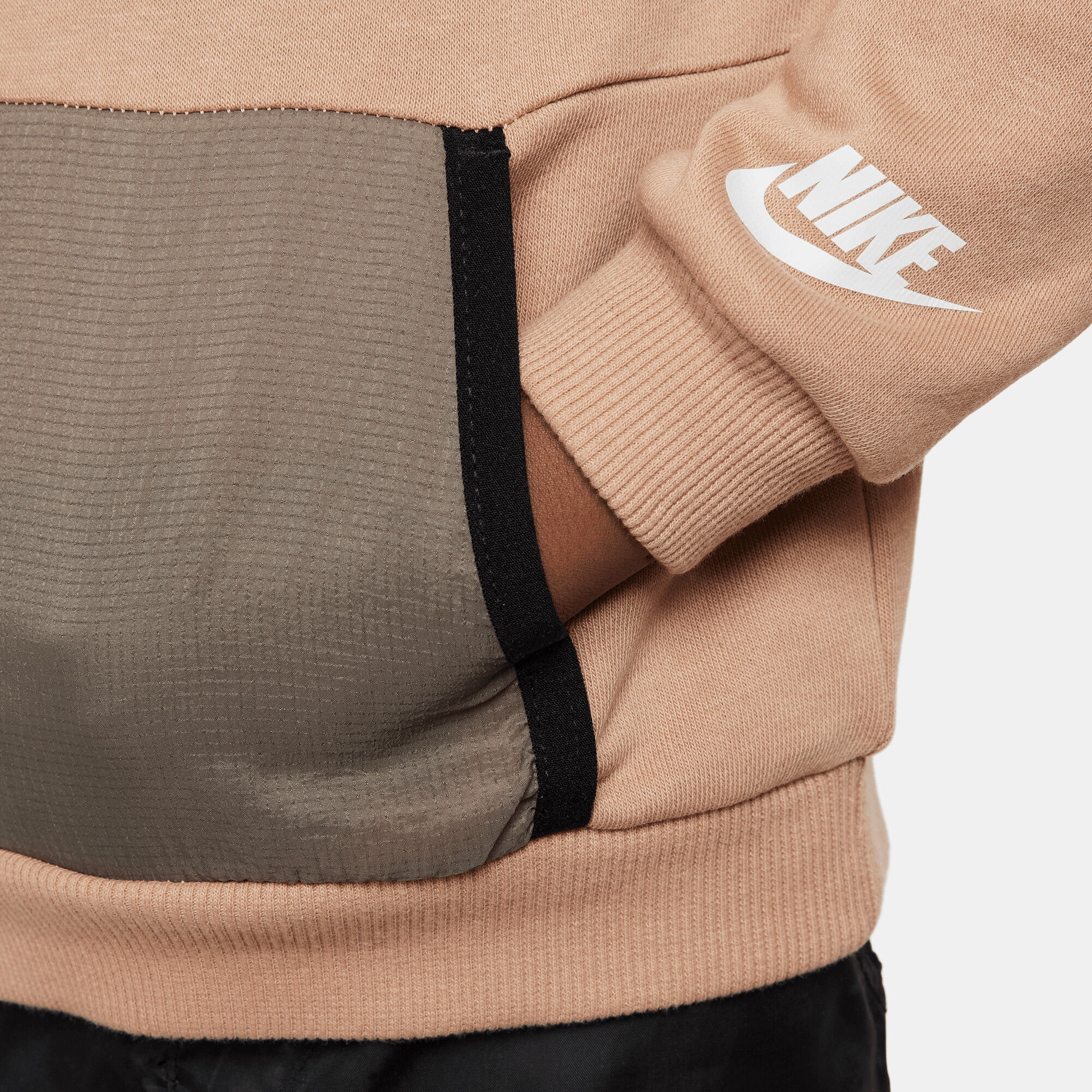 نايكي سبورتسوير بينت يور فيوتشر image number 3