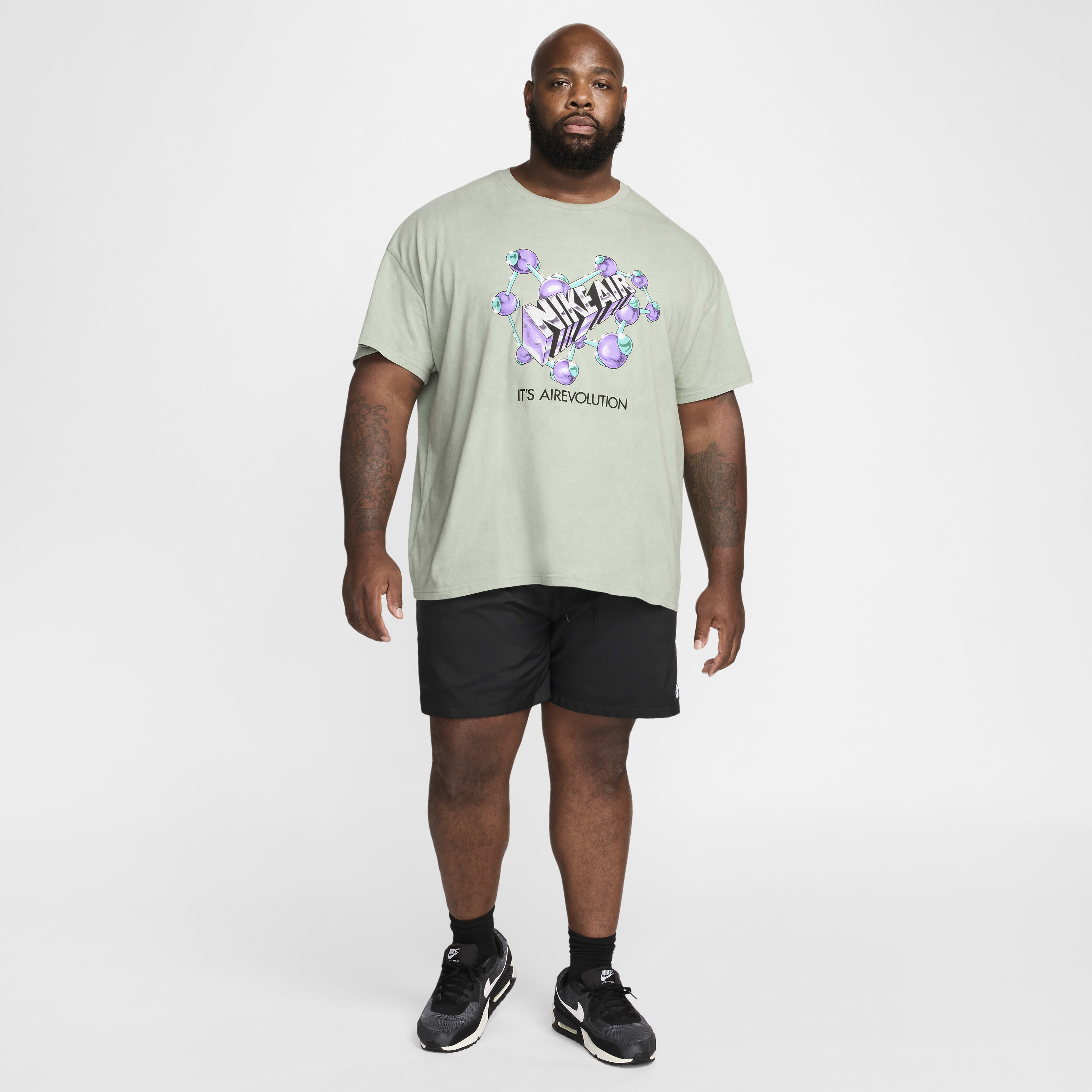 Buy Nike Sportswear Men's T-Shirt - Jade Horizon | Nike