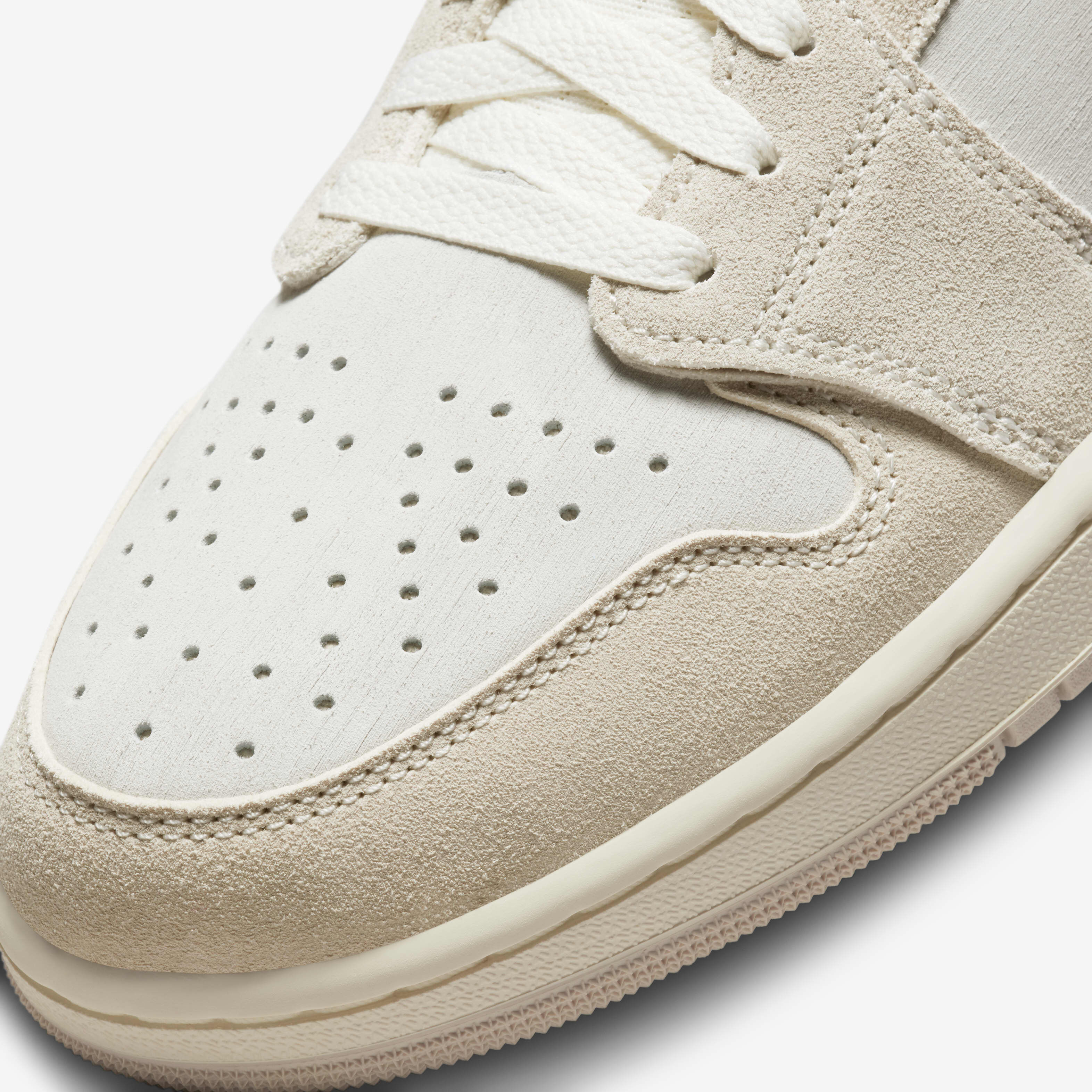 Air Jordan 1 Zoom CMFT 2 image number 6