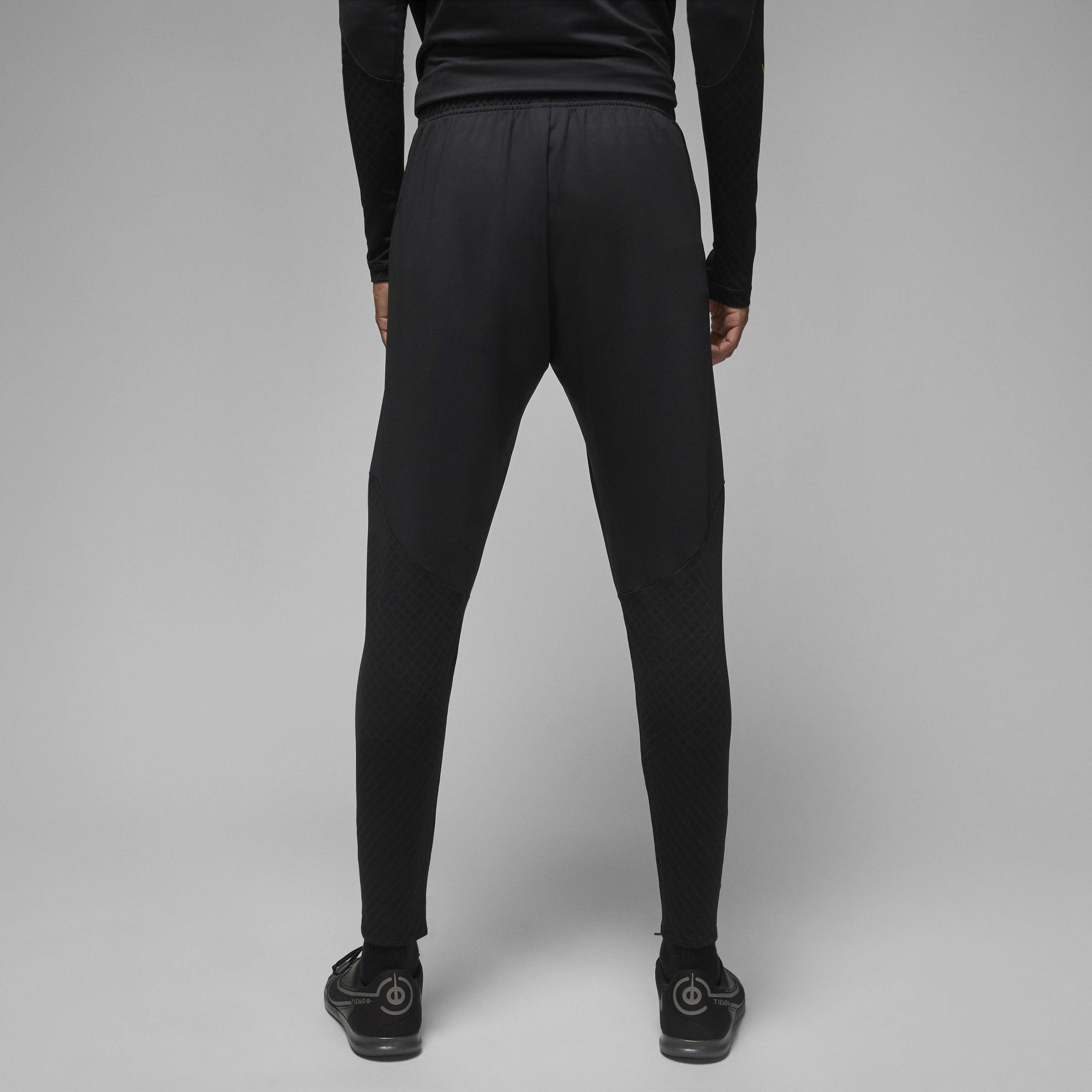 باريس سان-جيرمان سترايك image number 1