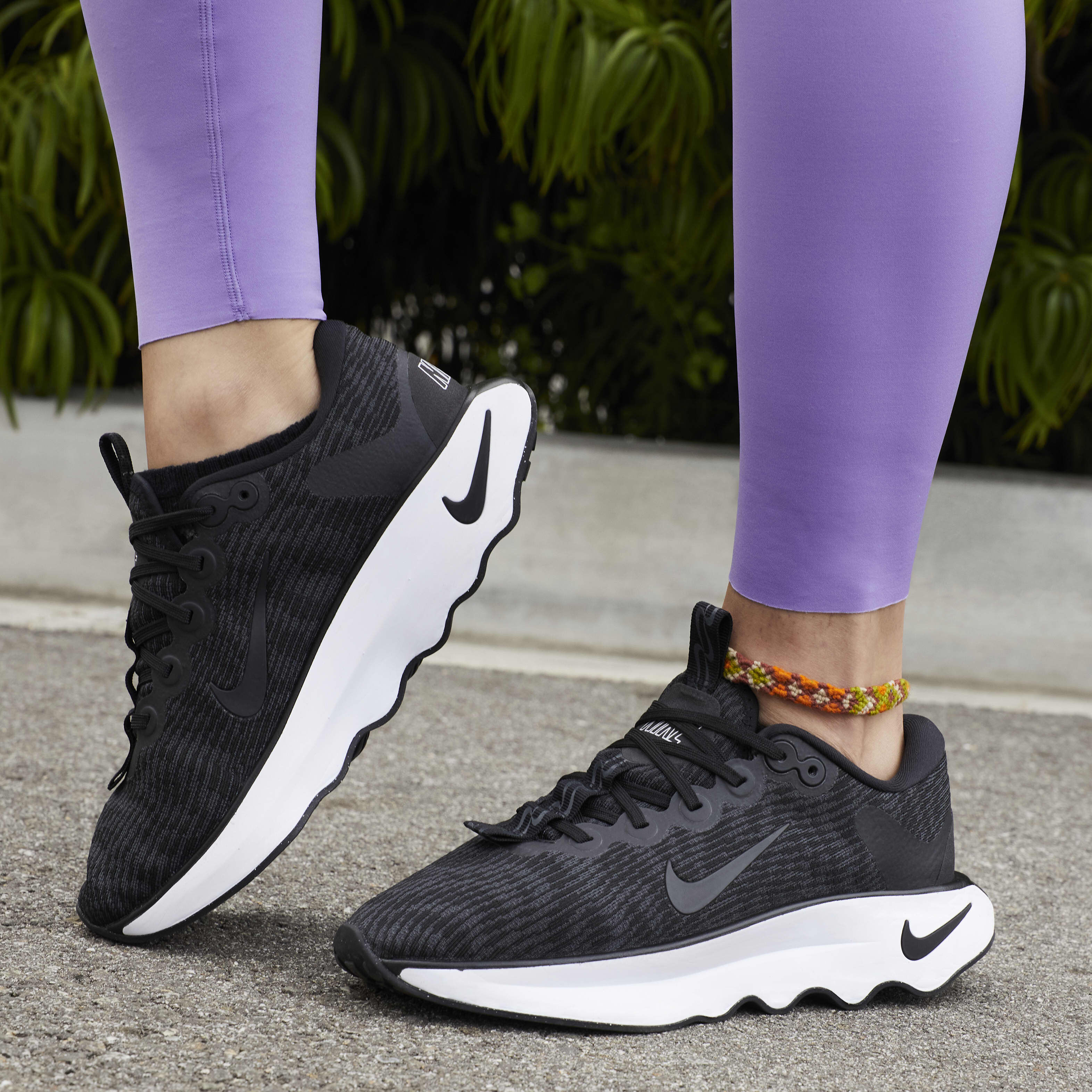 Nike walking shoes womens outlet