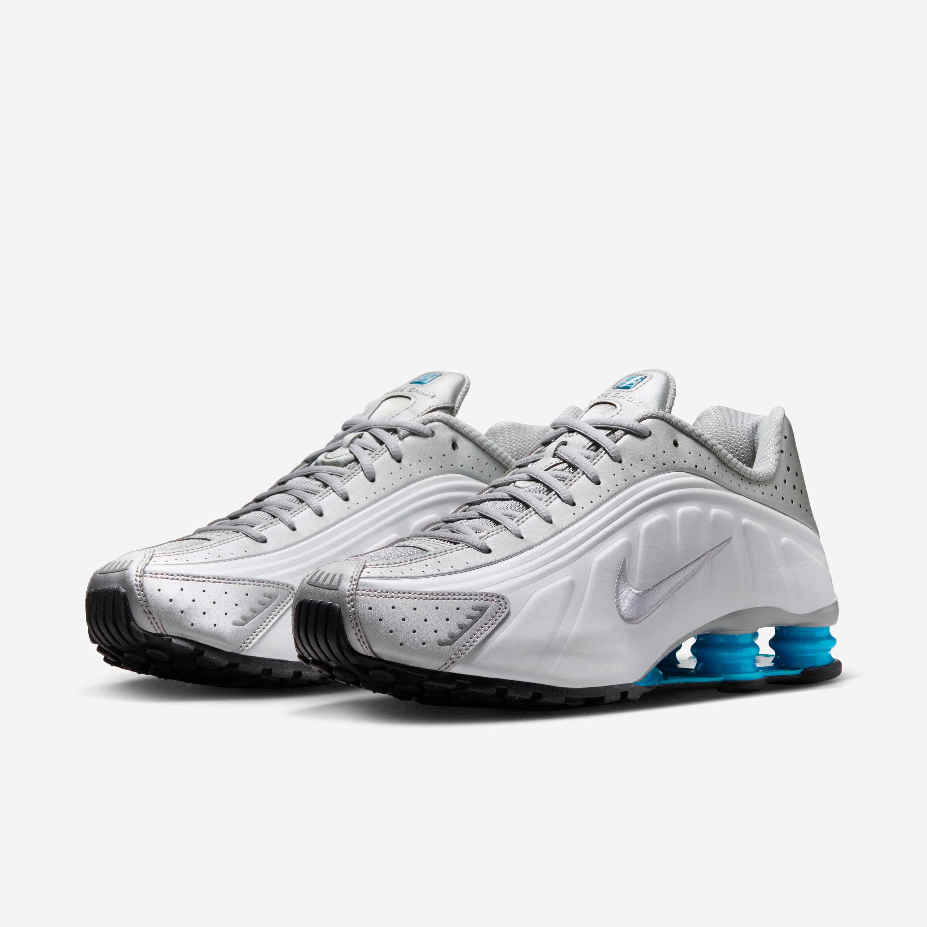 Nike Shox R4 image number 4