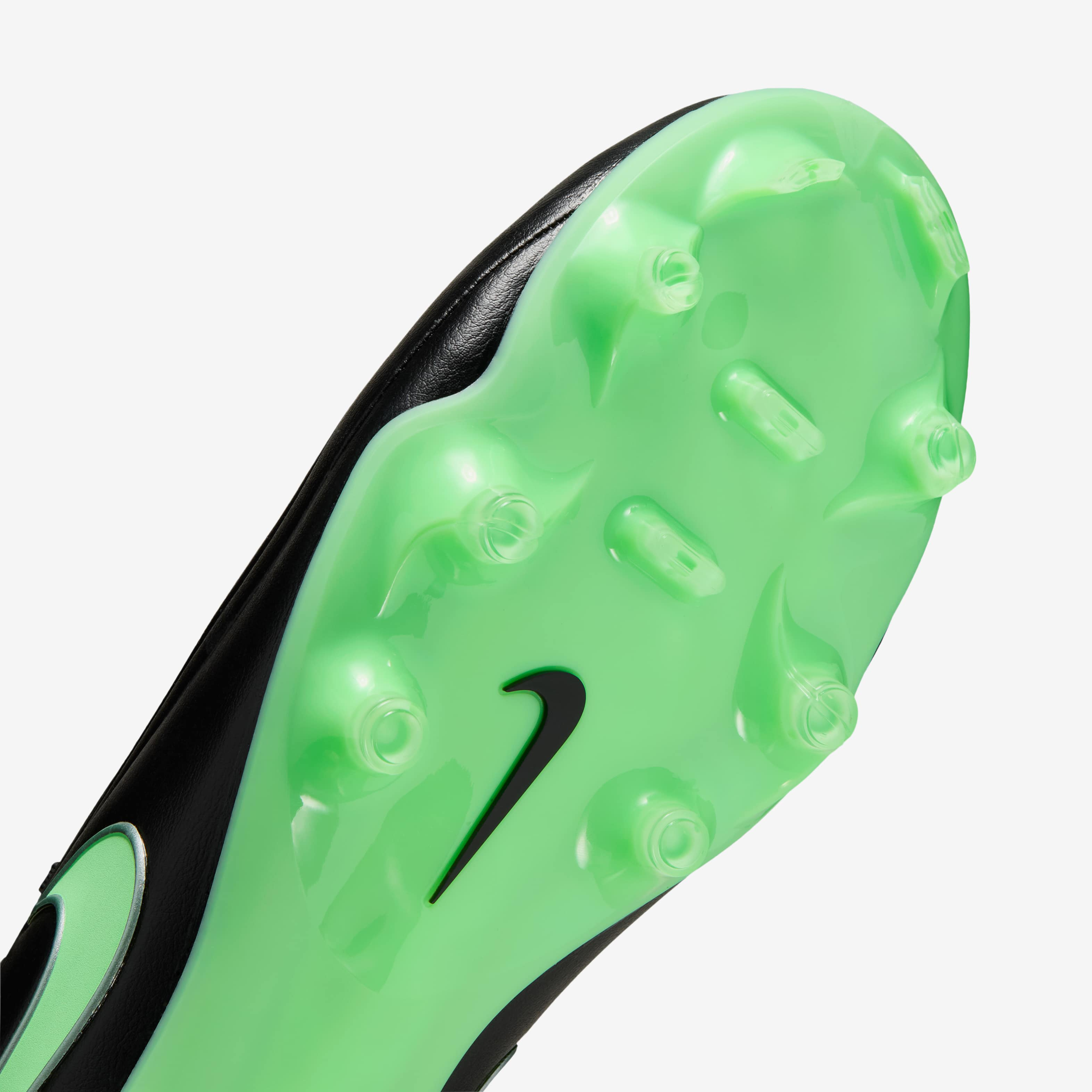 نايكي تيمبو مايسترو أكاديمي image number 6