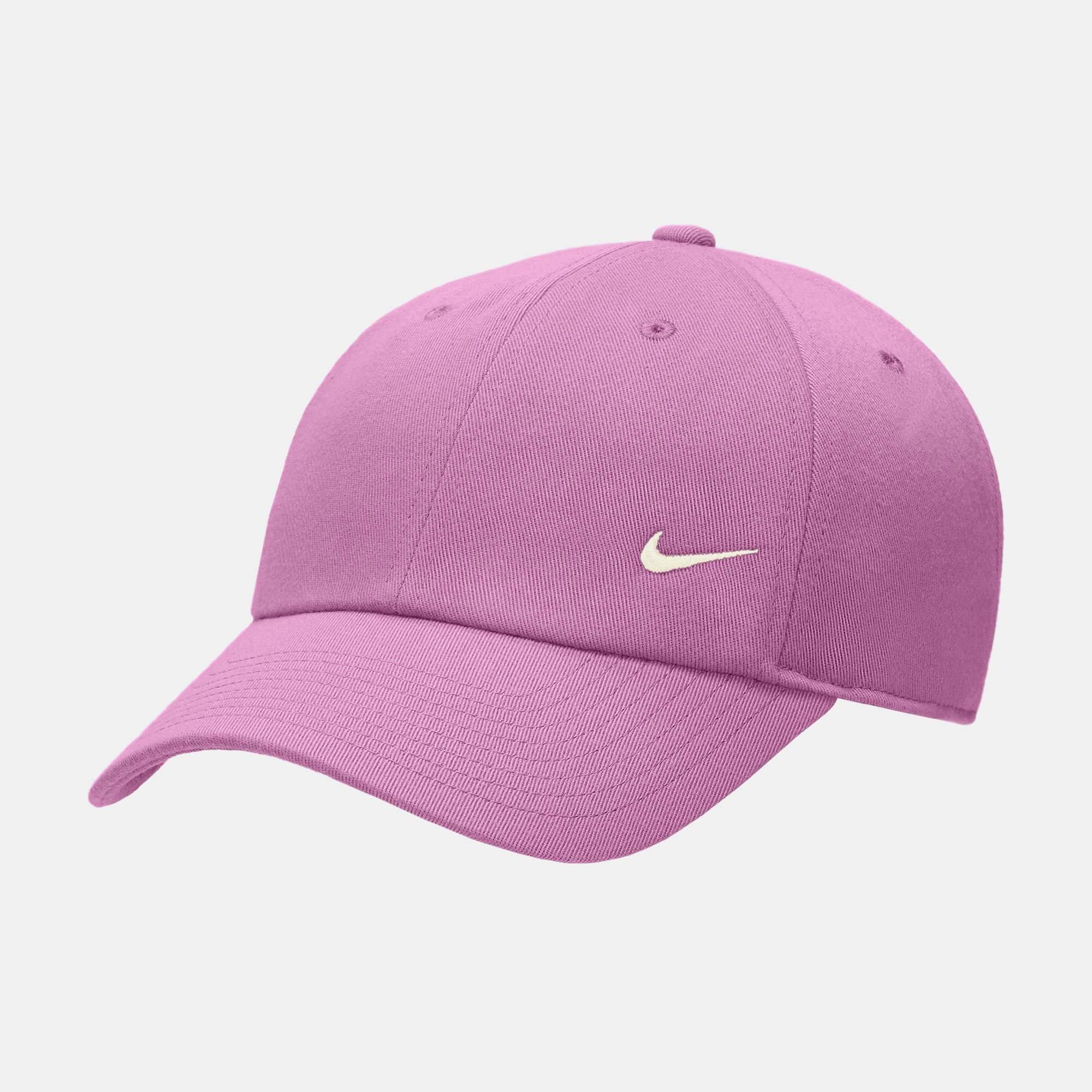 نايكي كلوب image number 2