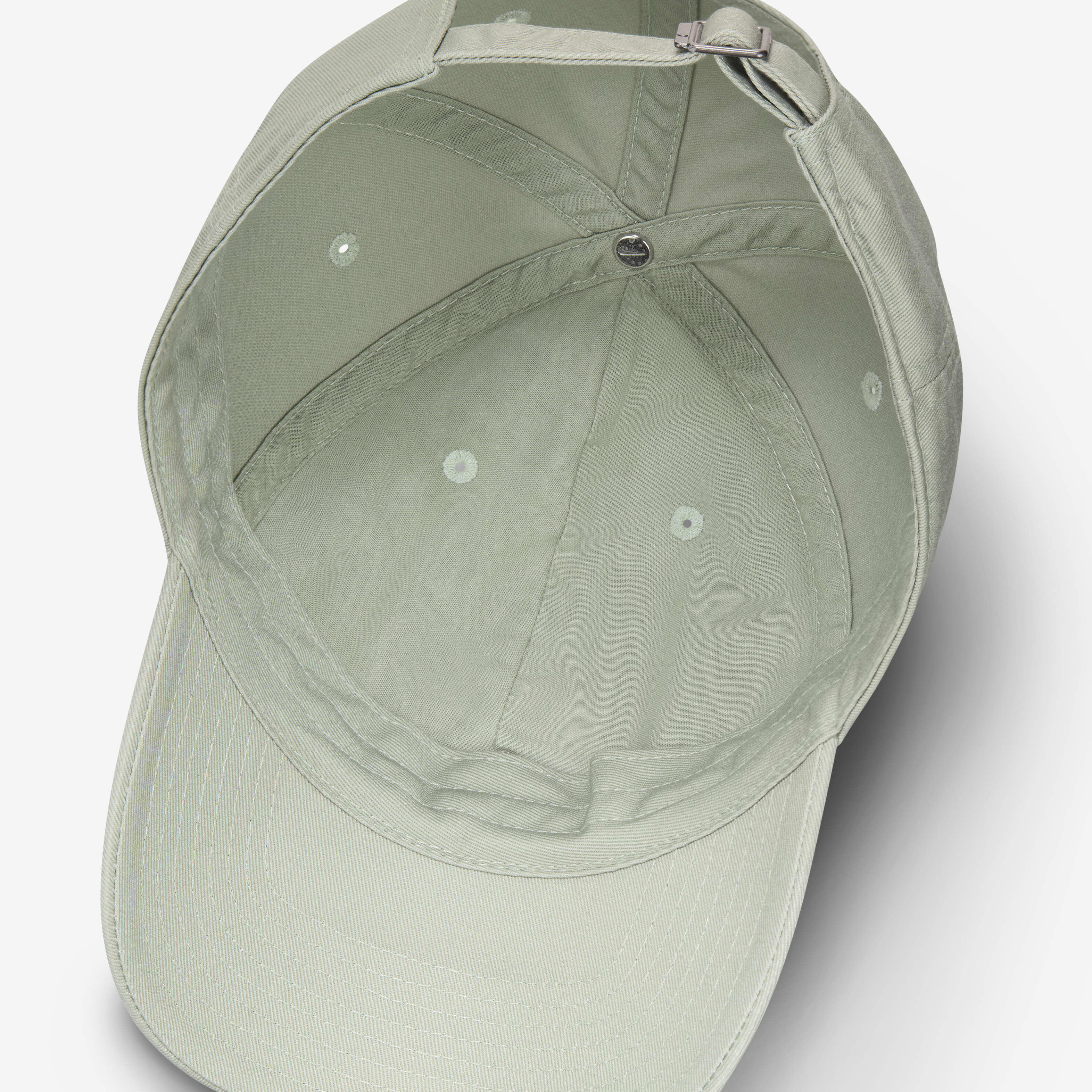 نايكي كلوب image number 4