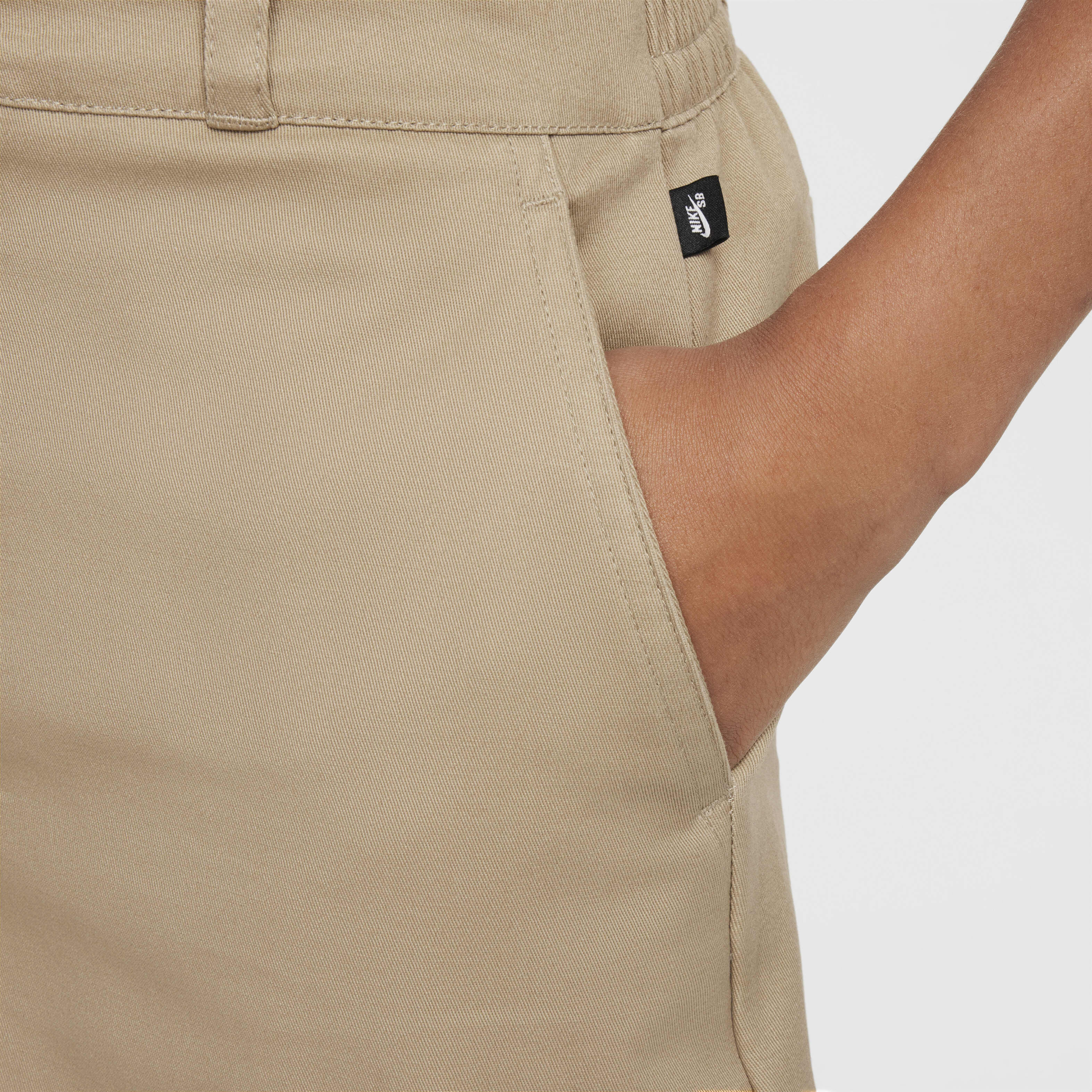 Buy Nike SB Older Kids Chino Skate Trousers Nike Qatar Official