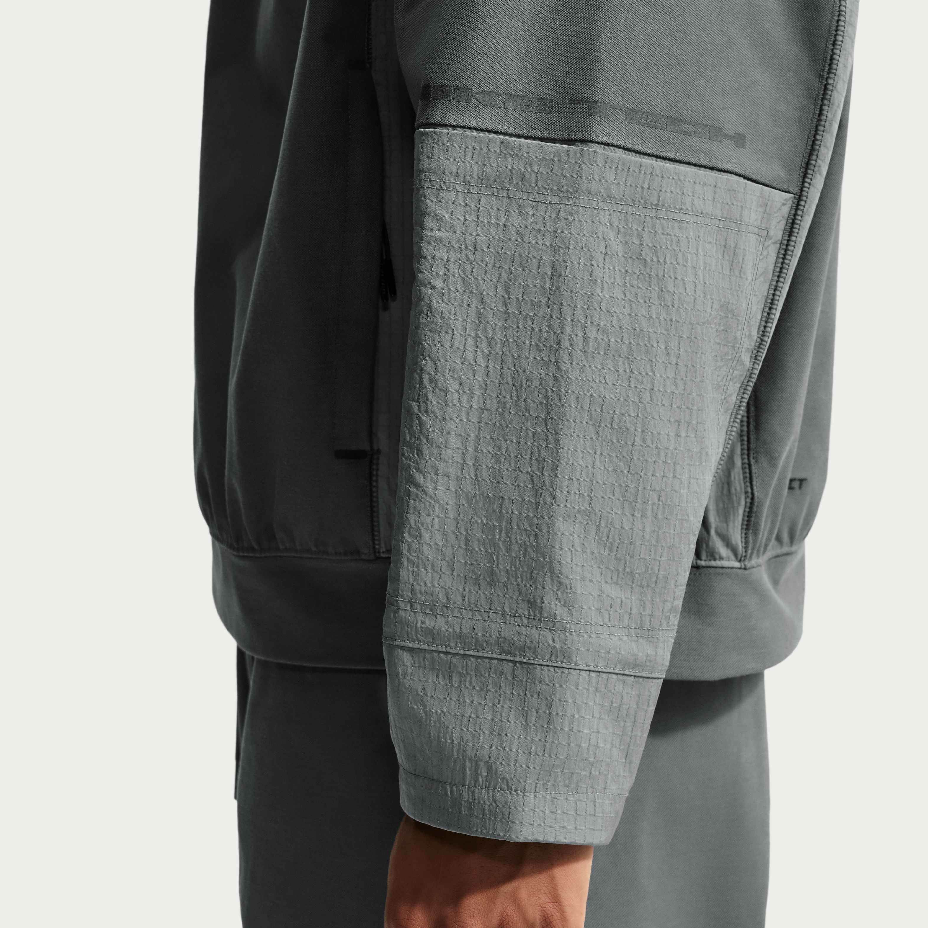 Nike Tech image number 5