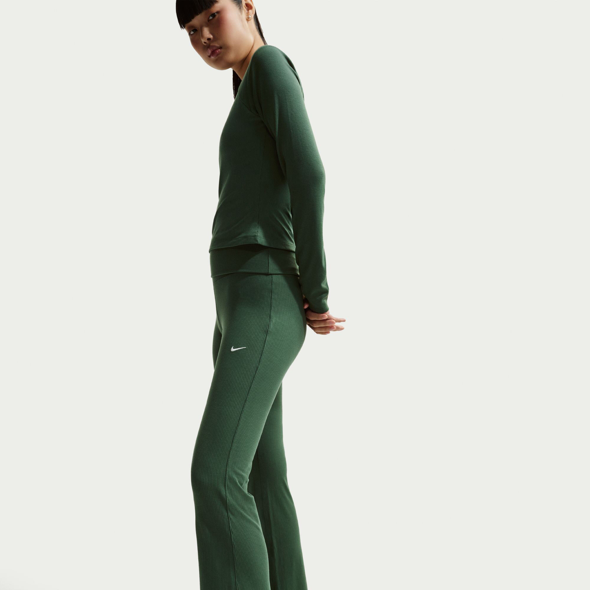 نايكي سبورتسوير تشيل نت image number 4