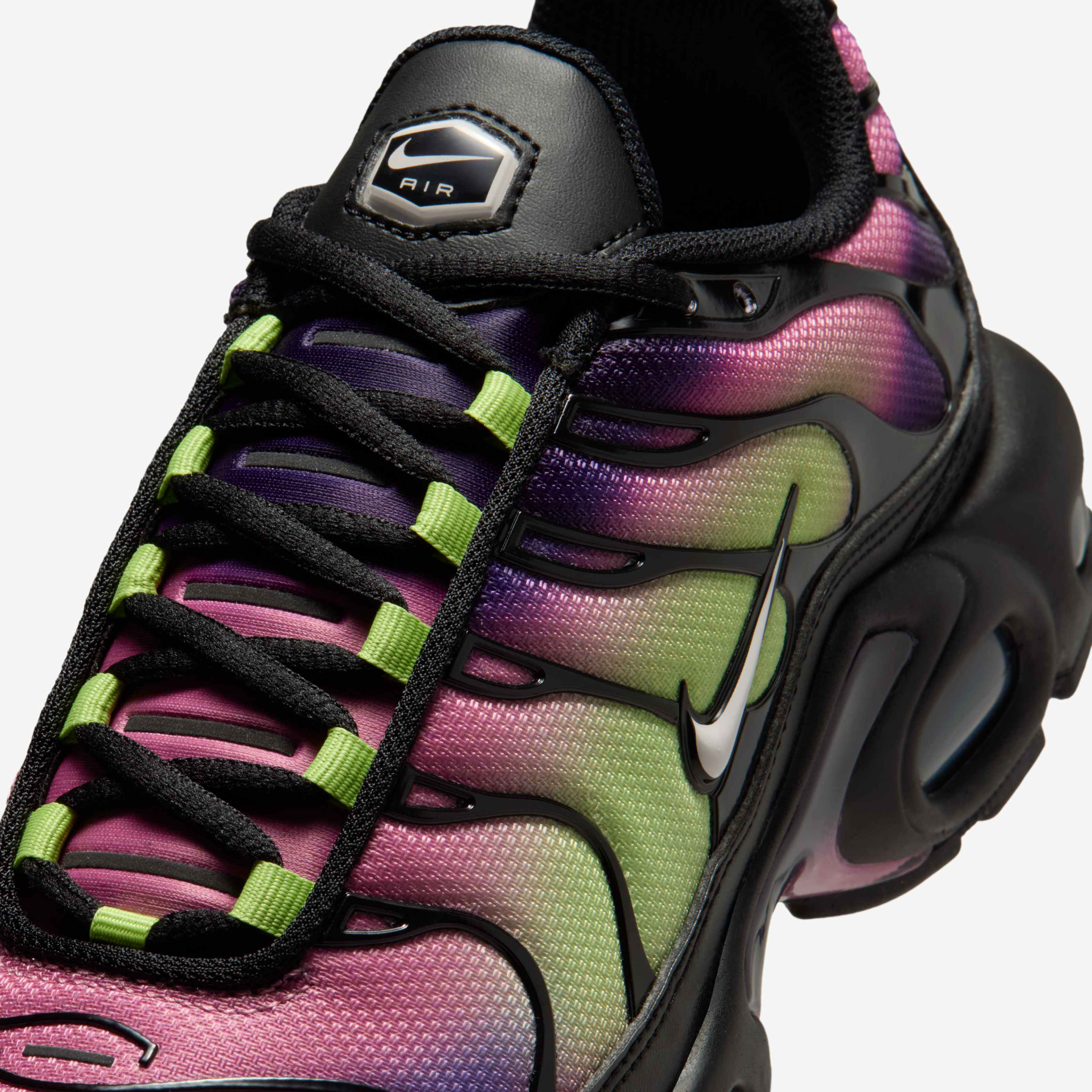 Nike Air Max Plus image number 6