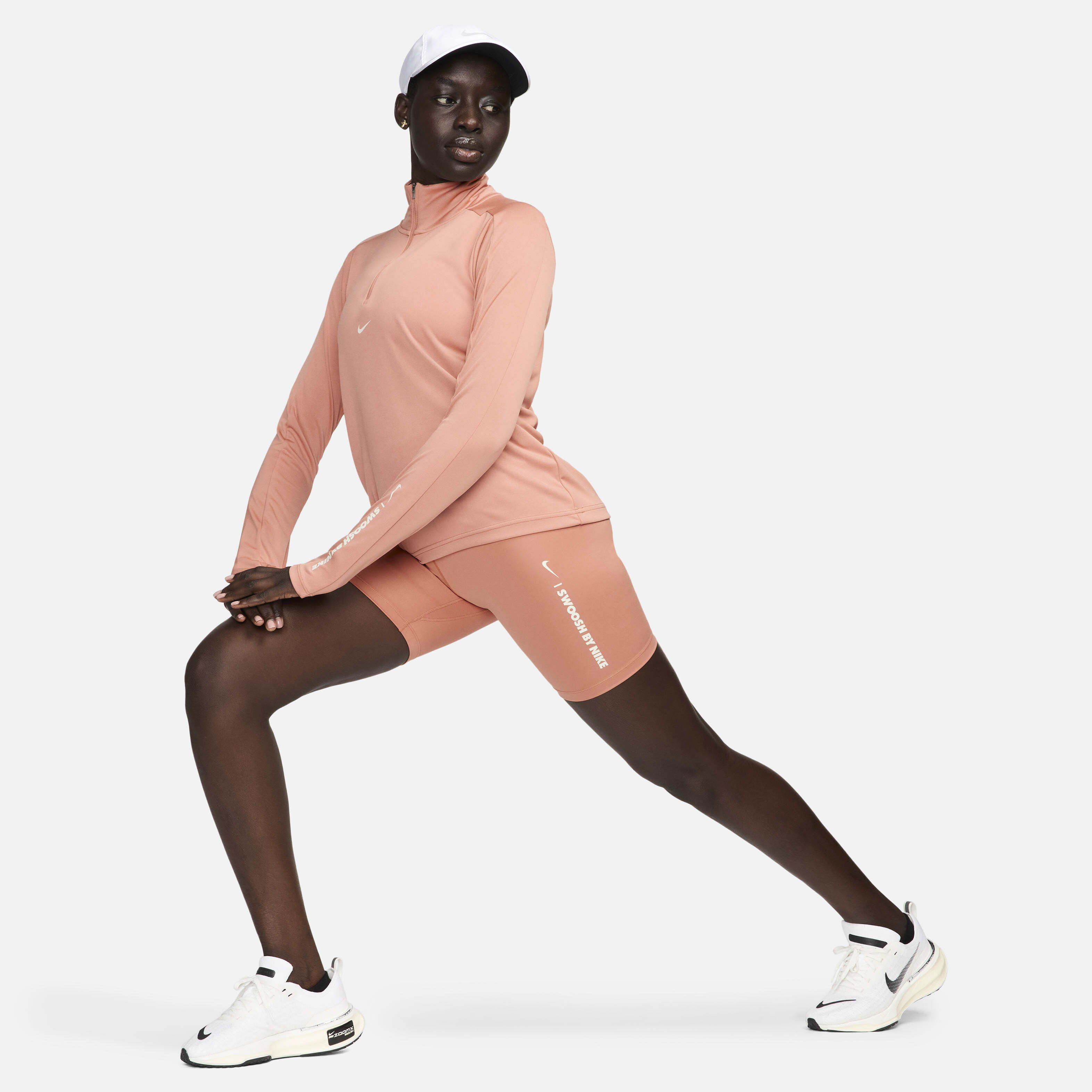 نايكي بيسر image number 5