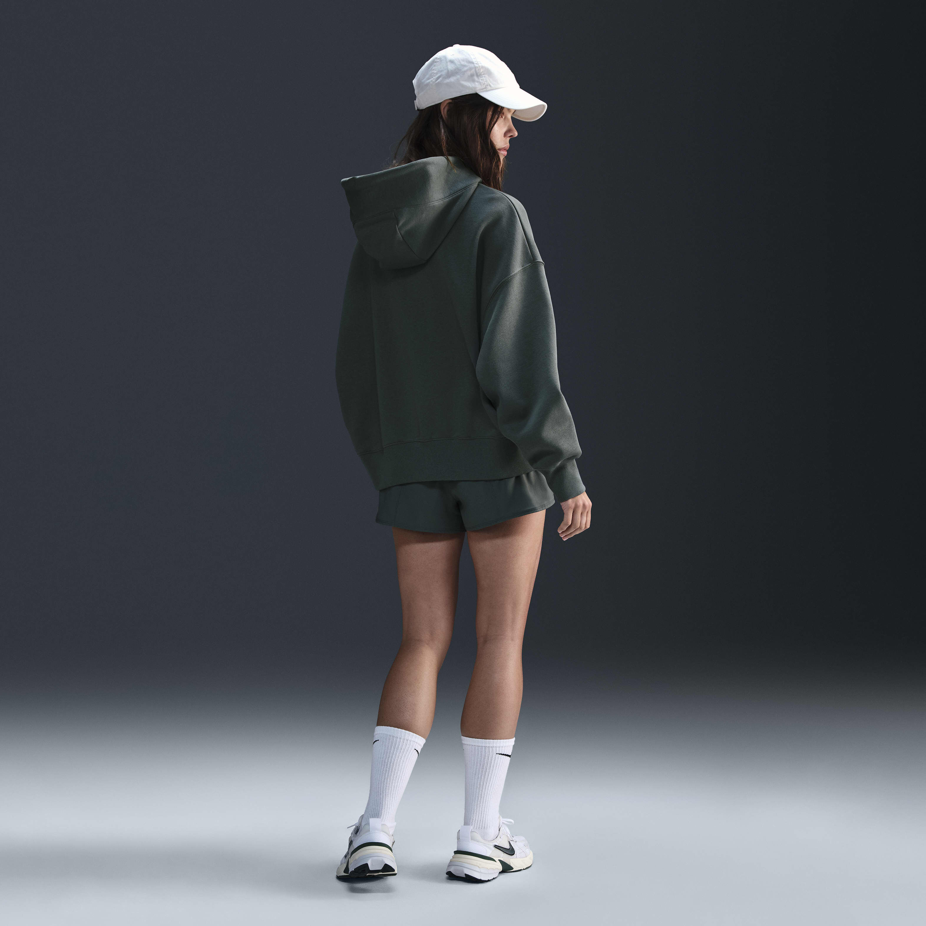 نايكي سبورتسوير فينيكس فليس image number 4