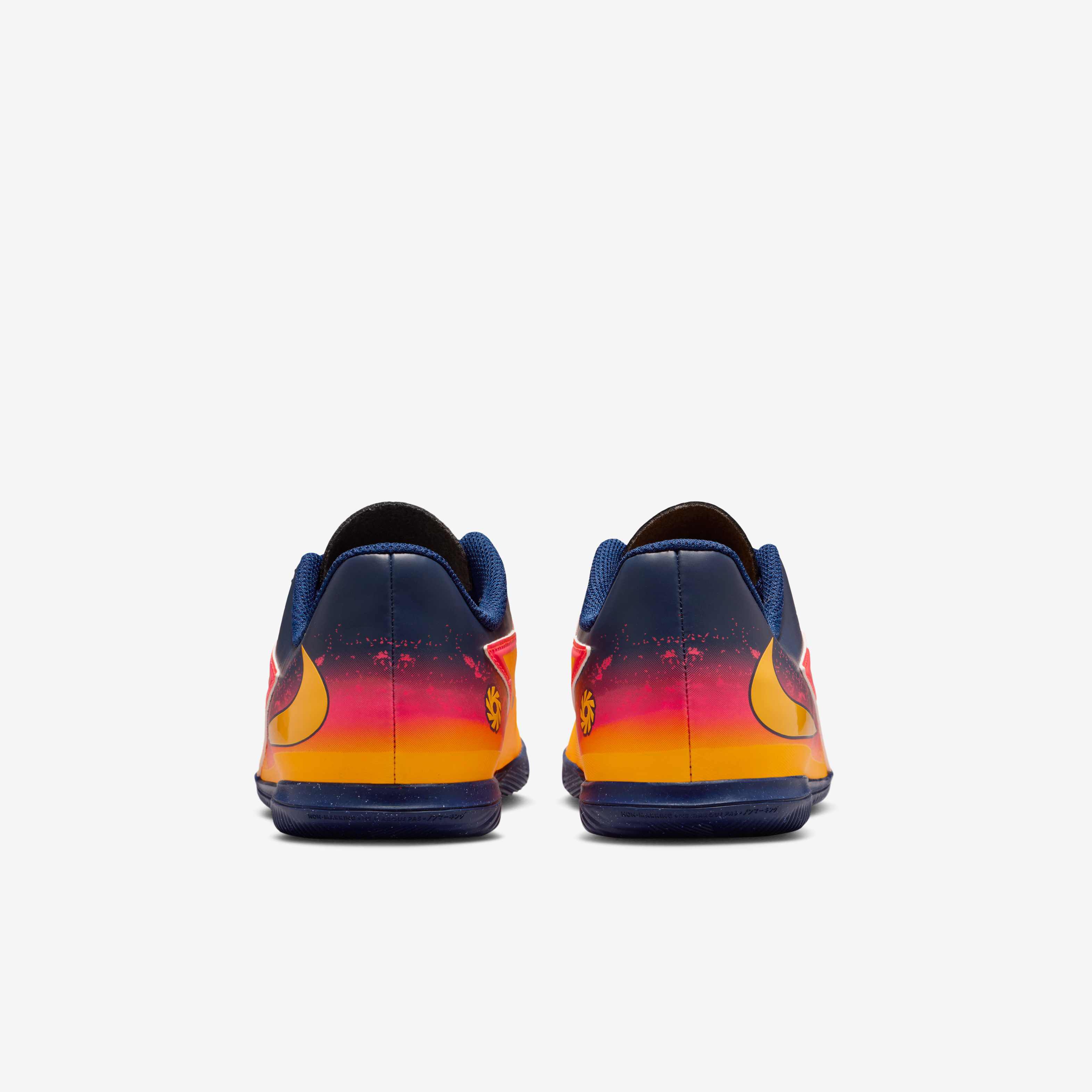 Nike Jr. Phantom 6 Low Club 'Erling Haaland' image number 5