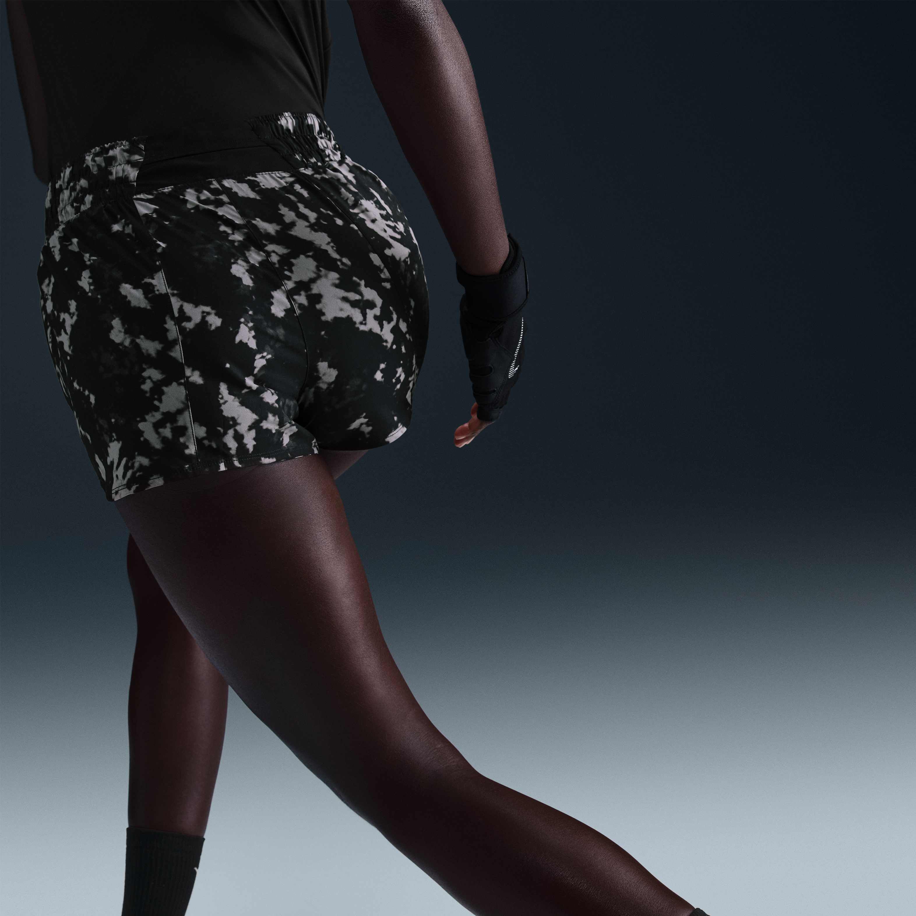 Nike One image number 2