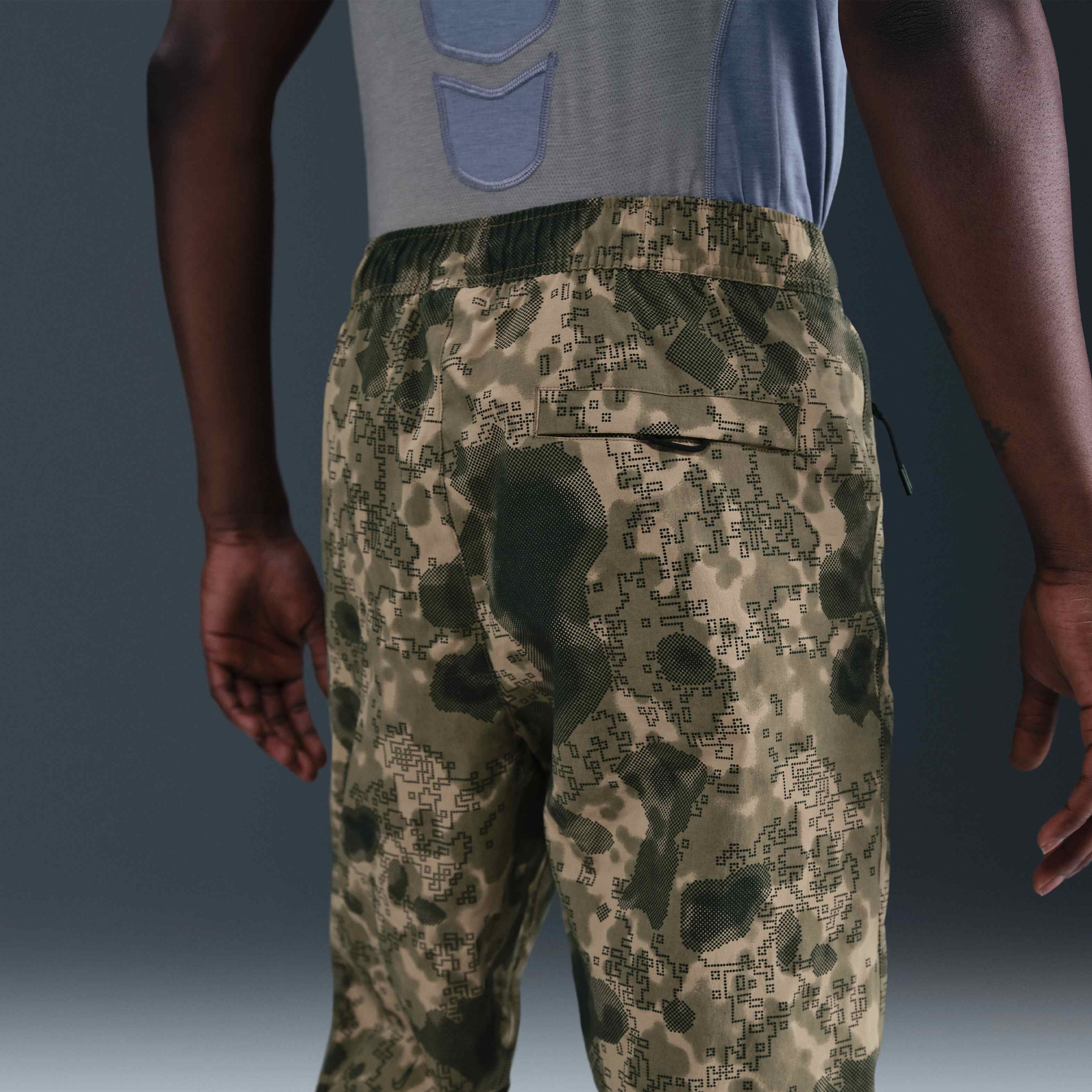 نايكي تيك image number 2