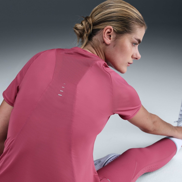 نايكي سويفت image number 1 نايكي سويفت image number 1