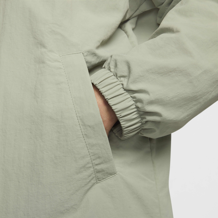 Nike Sportswear Essential image number 4 Nike Sportswear Essential image number 4