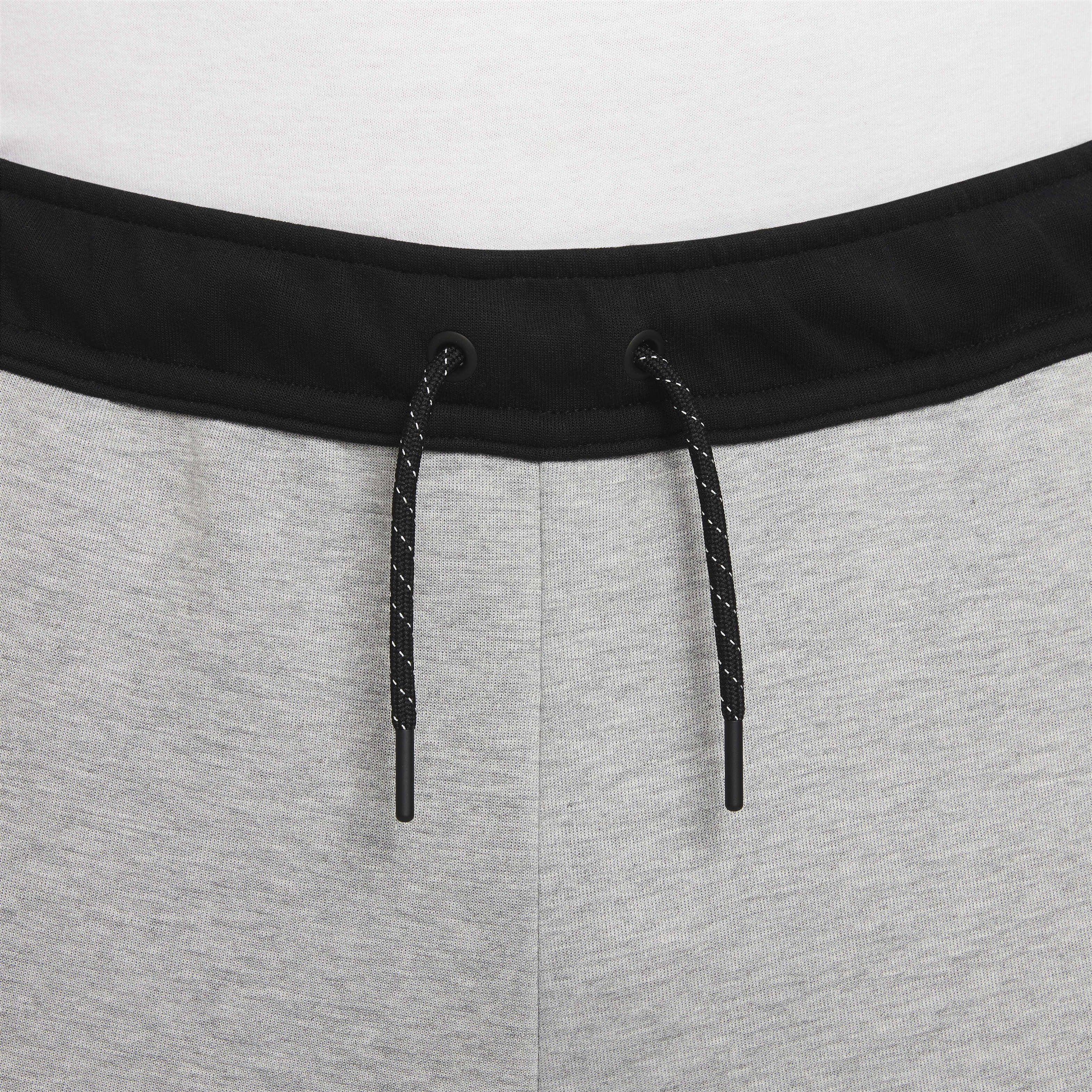 Nike Sportswear Tech Fleece image number 10