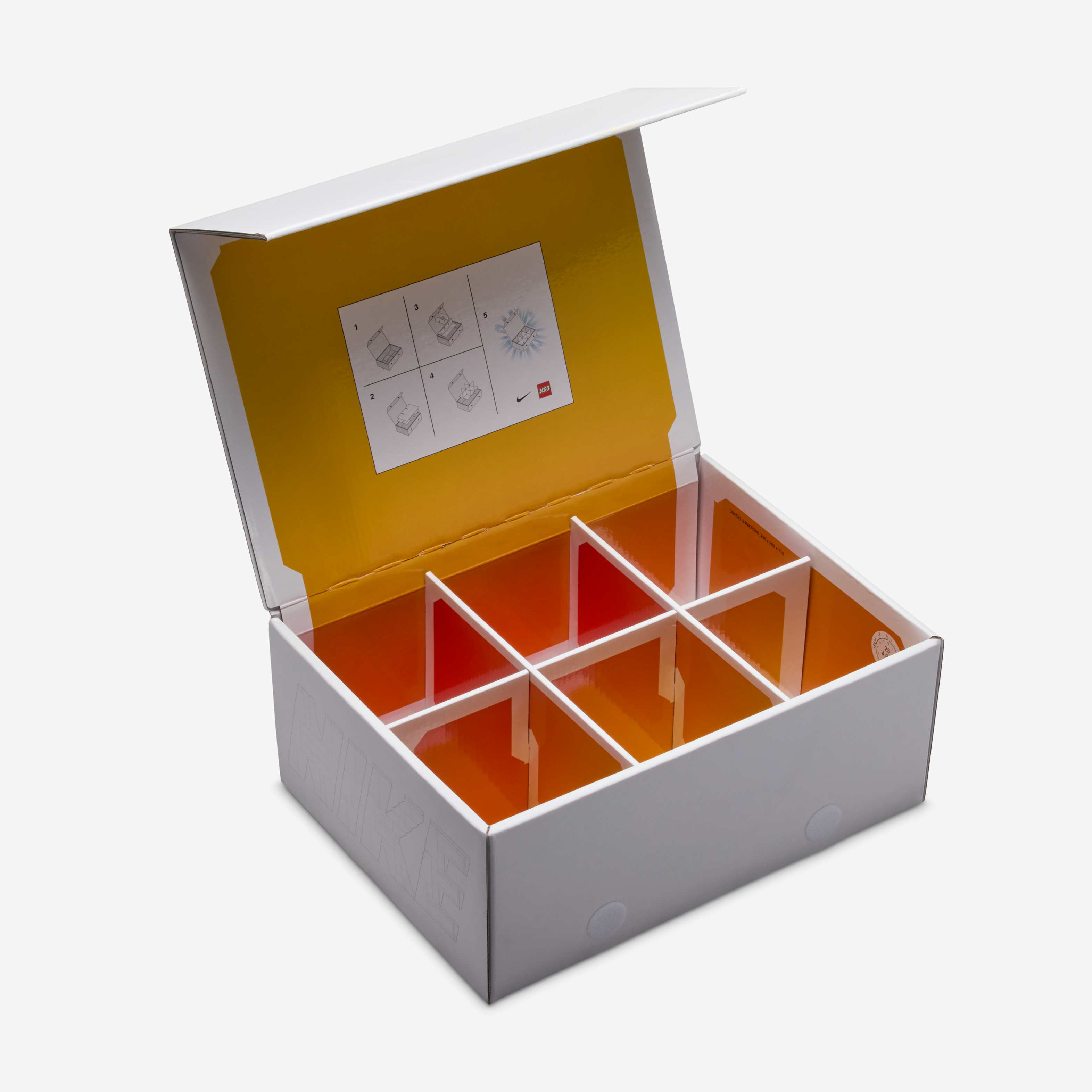 Nike Dunk Low x LEGO&reg; Collection image number 12