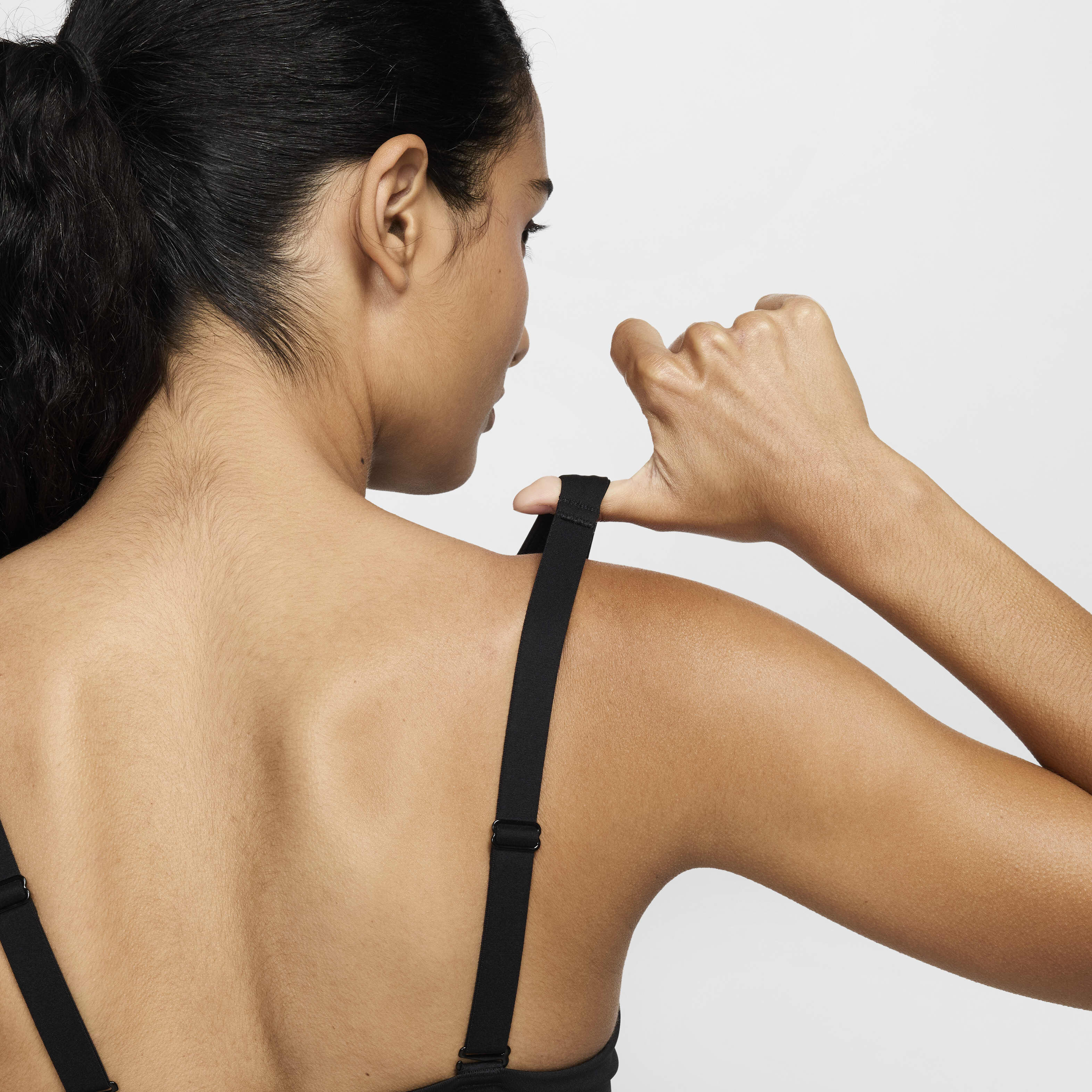 Nike Pro Indy Plunge image number 7