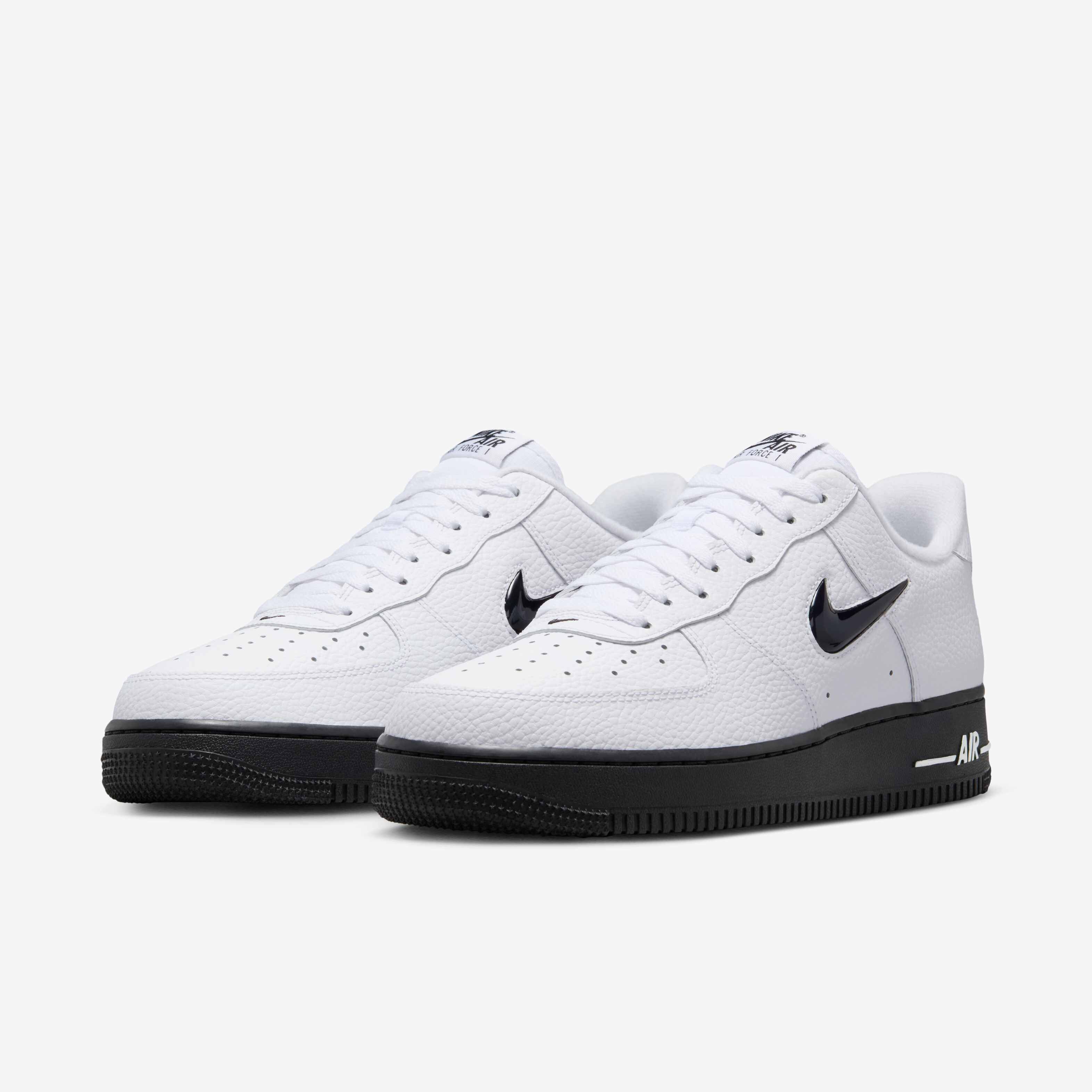 Nike Air Force 1 image number 4