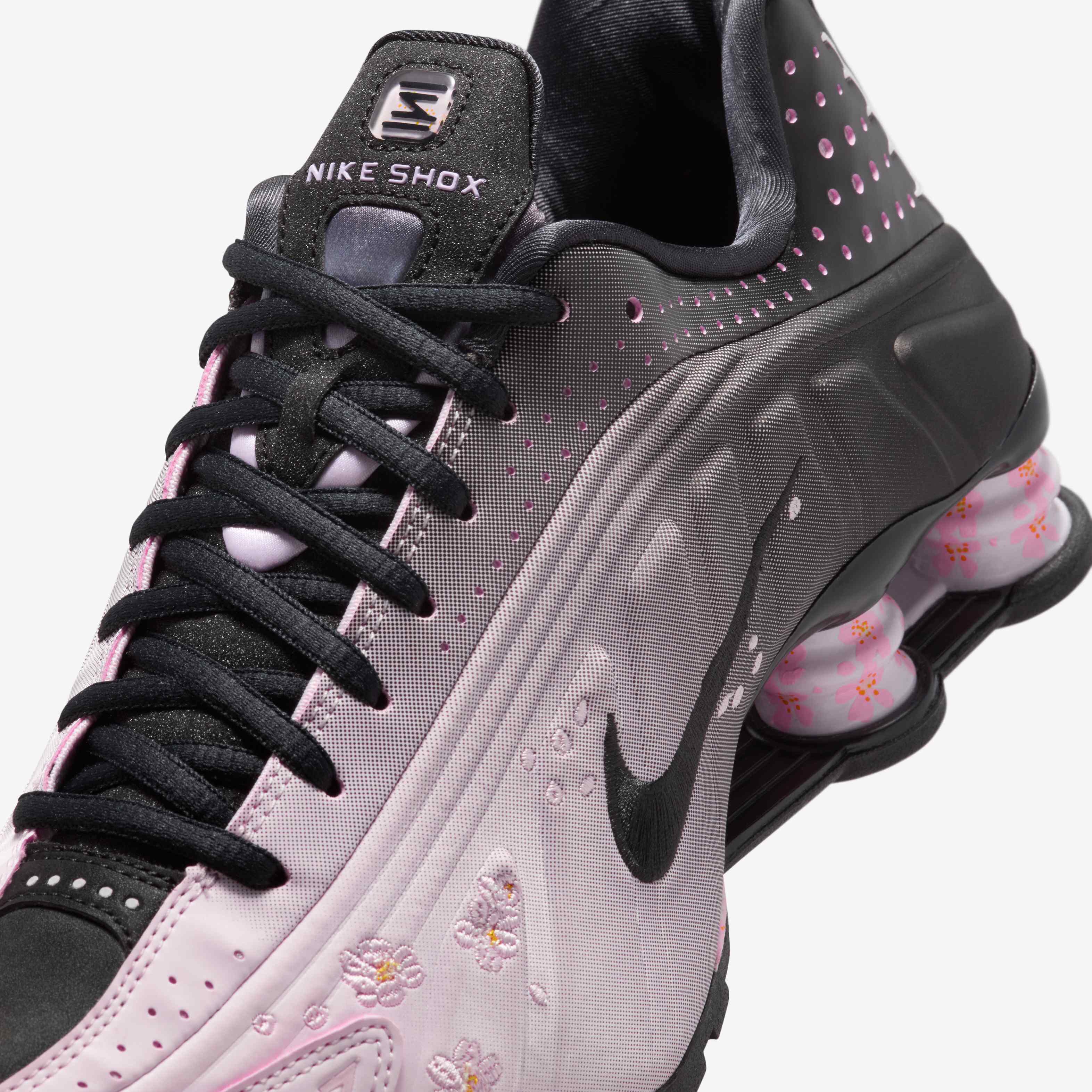 Buy Nike Shox R4 Shoes - Regal Pink/Black/Regal Pink/Black @ Nike