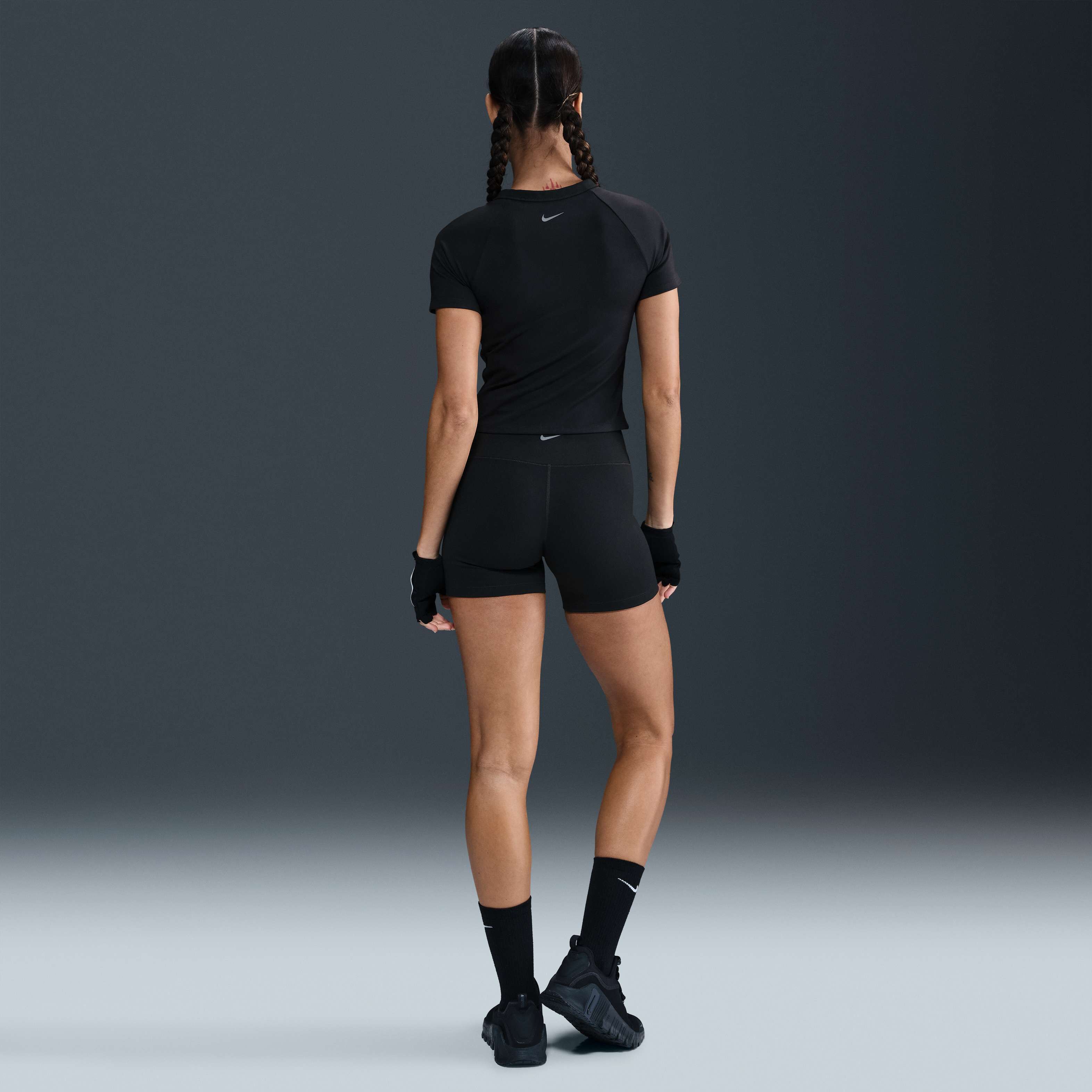 نايكي ون فيتد image number 4