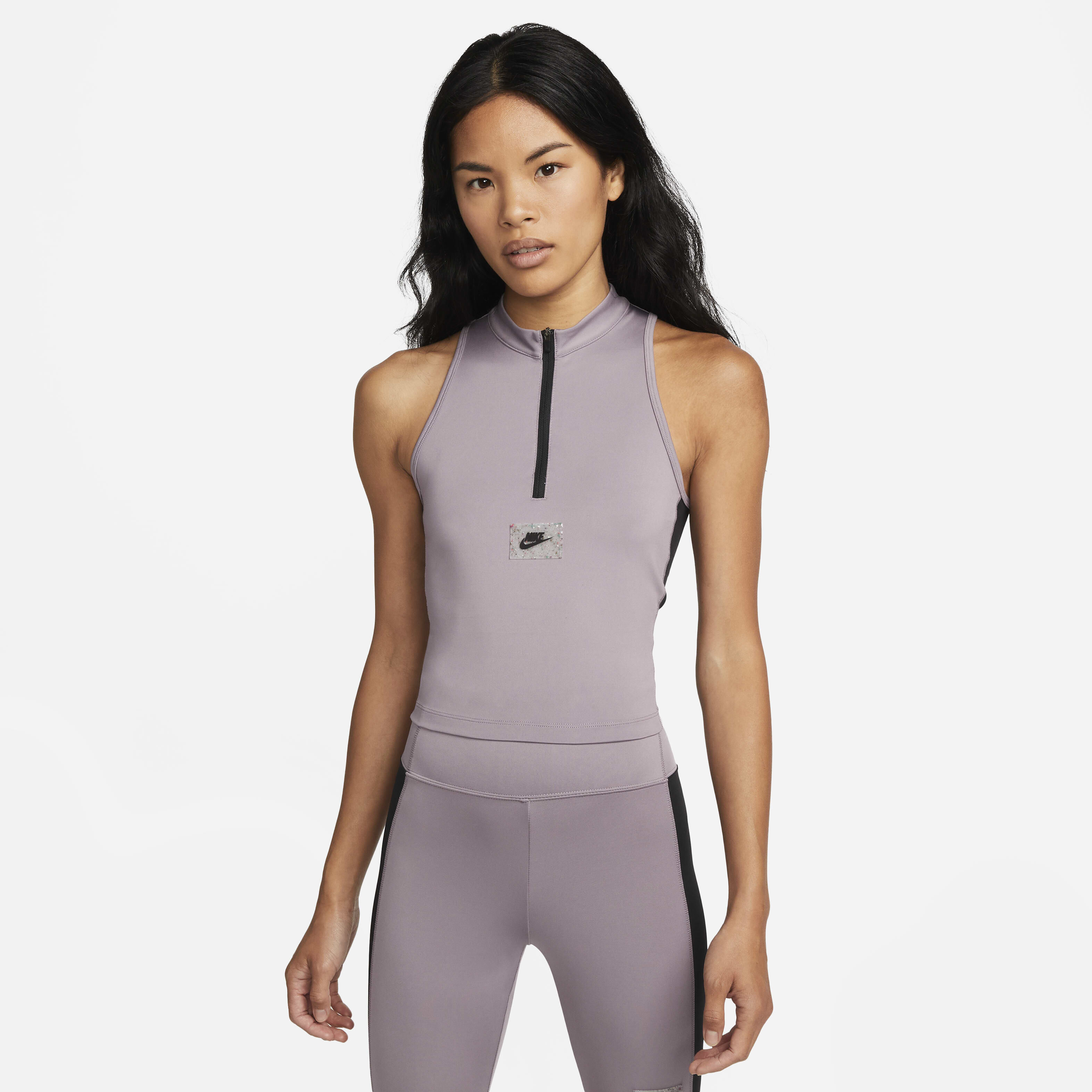 نايكي سبورتسوير image number 0