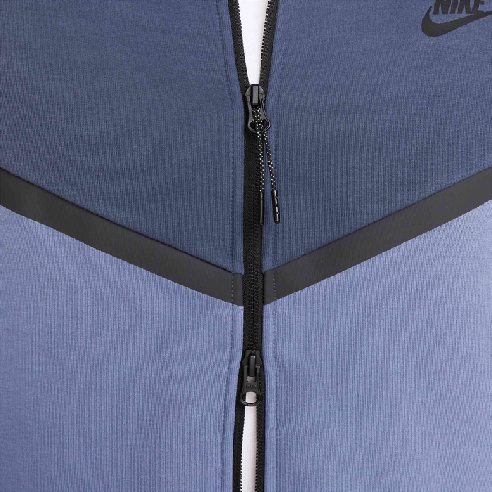Nike Tech image number 4 Nike Tech image number 4