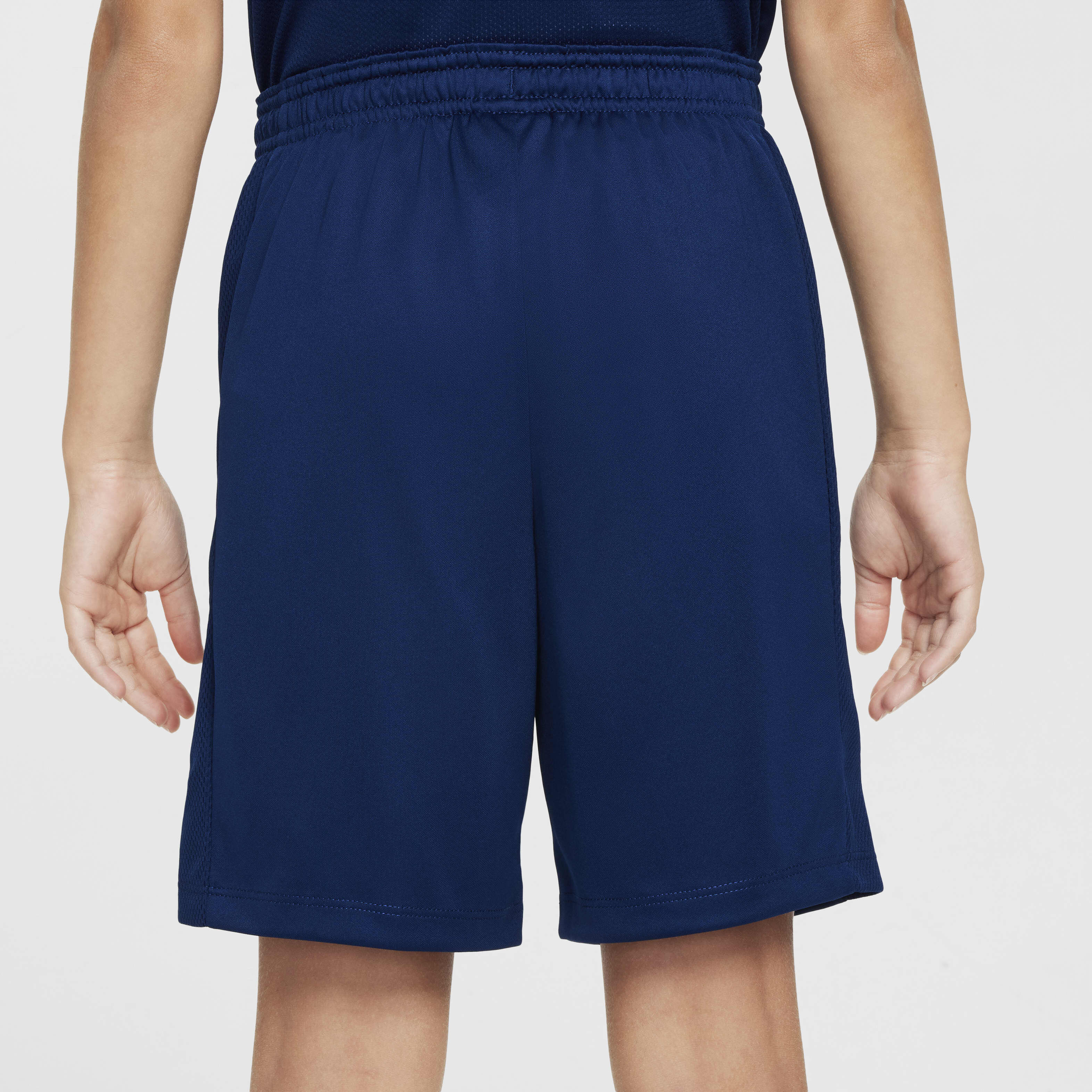 CR7 أكاديمي 23 image number 3