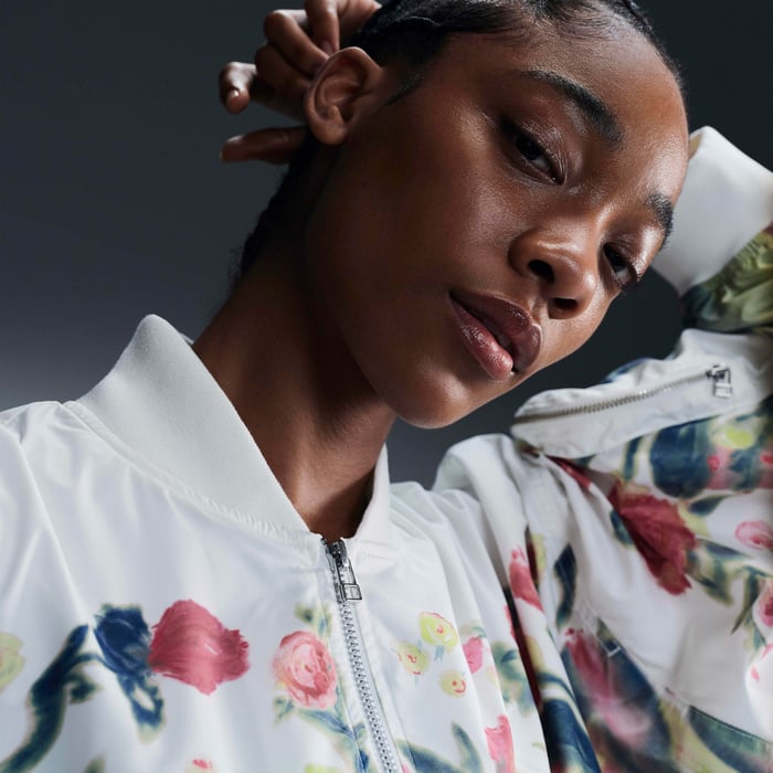 Nike Sportswear Women's Artist Collection image number 1 Nike Sportswear Women's Artist Collection image number 1