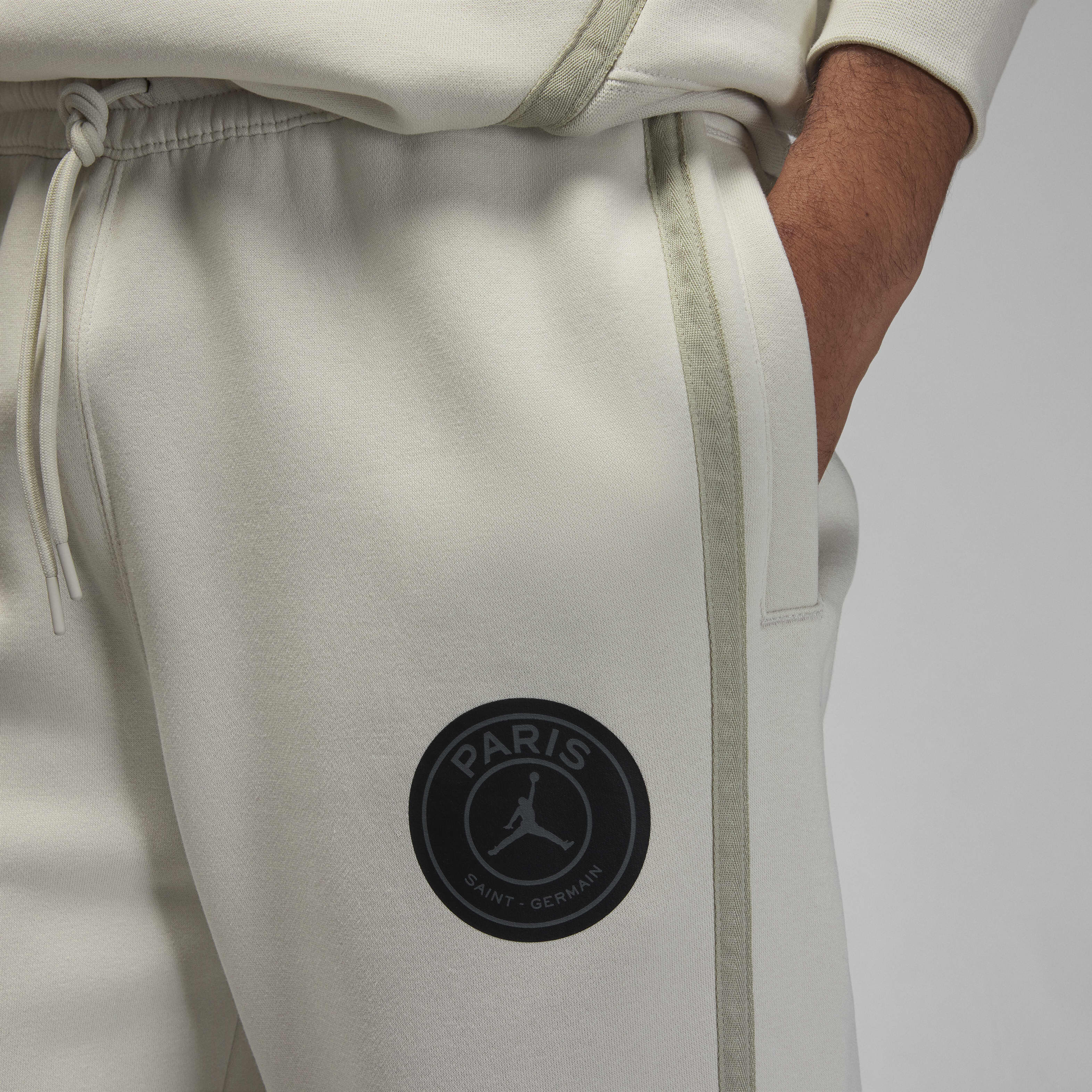 Paris Saint-Germain image number 2