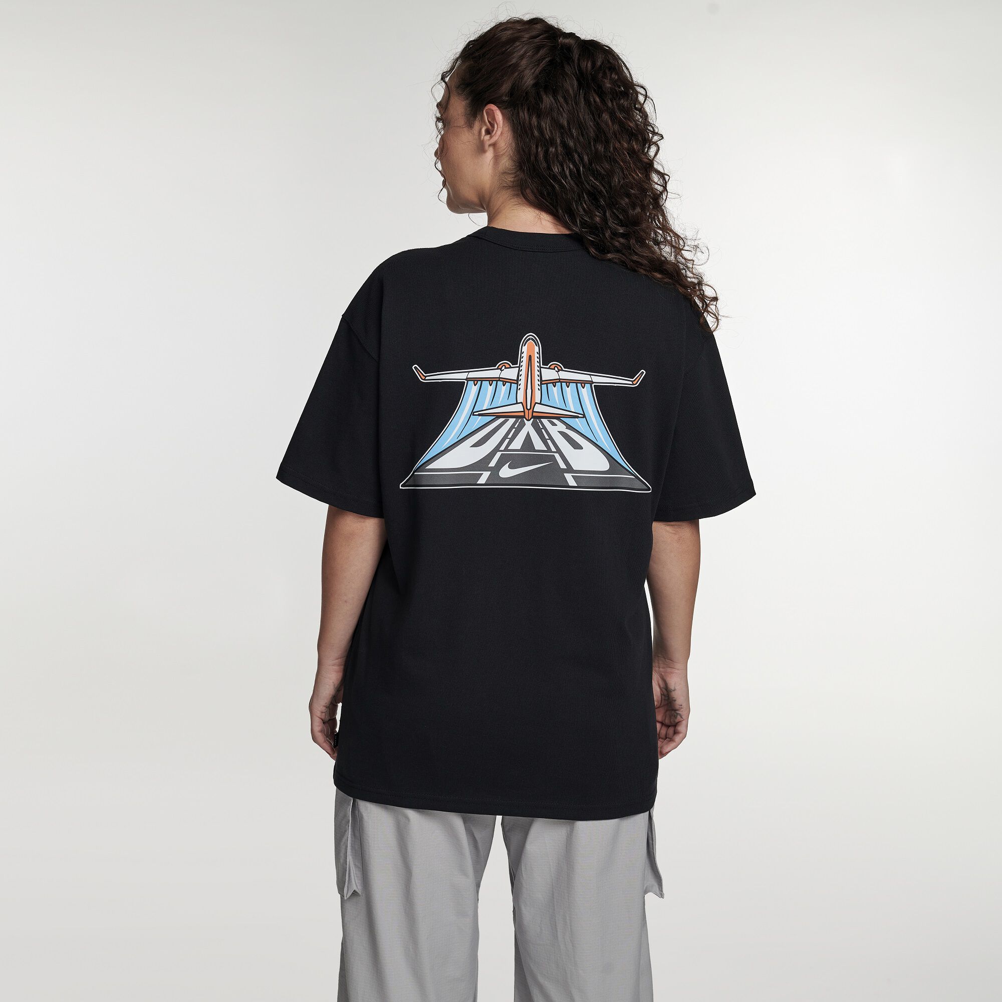 Nike City Tee - Dubai image number 3
