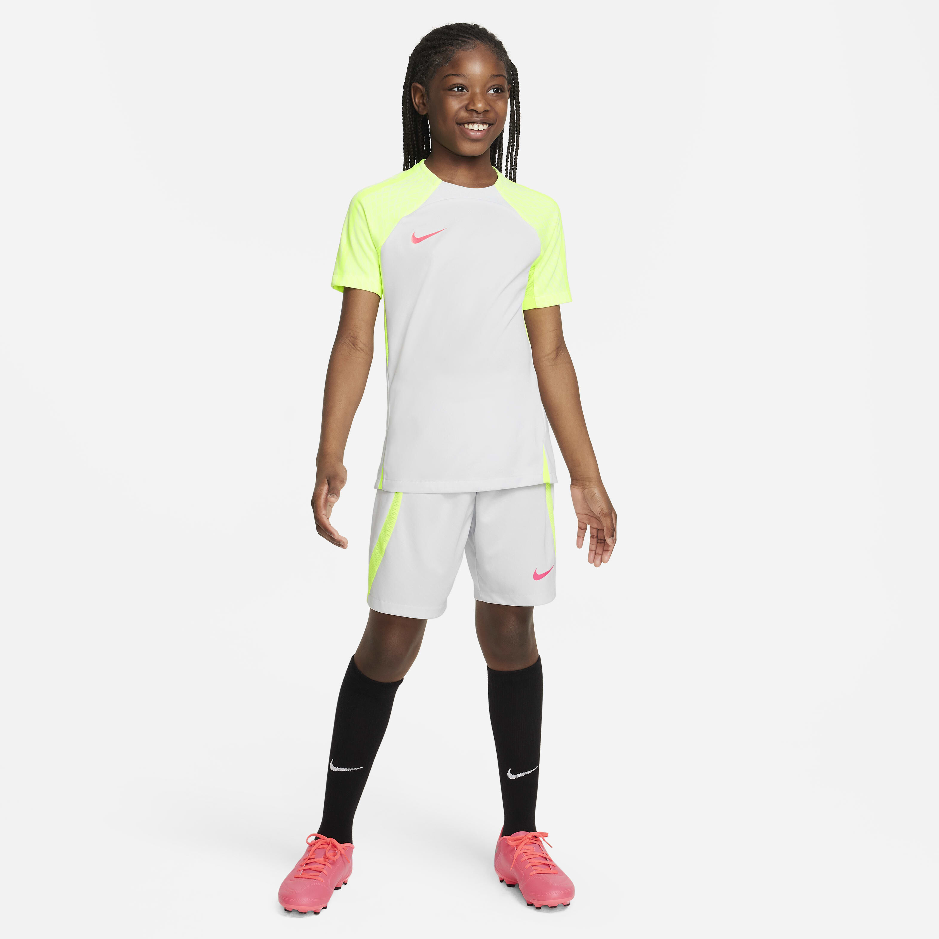 Nike Dri-FIT Strike image number 4