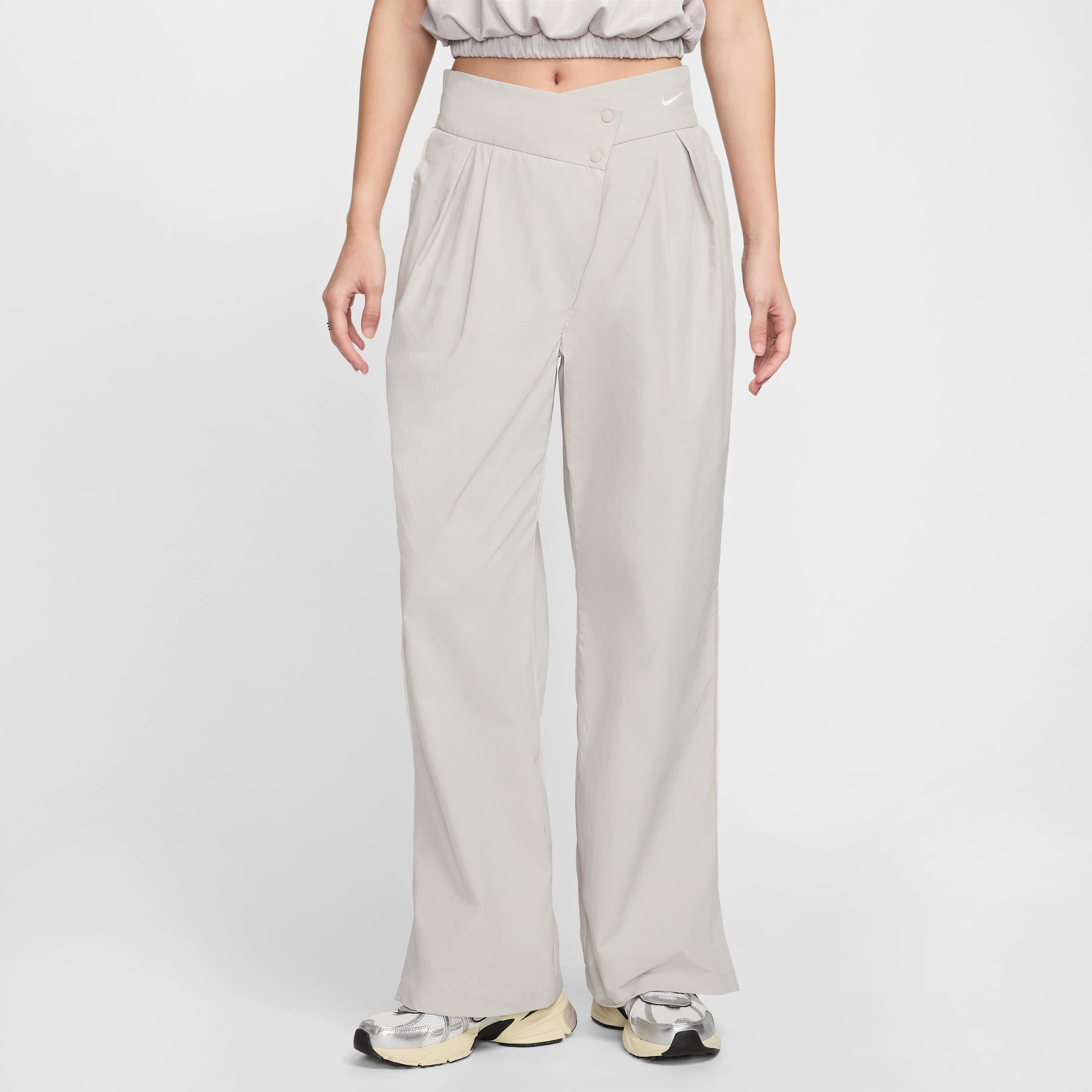 Nike Sportswear Collection image number 0