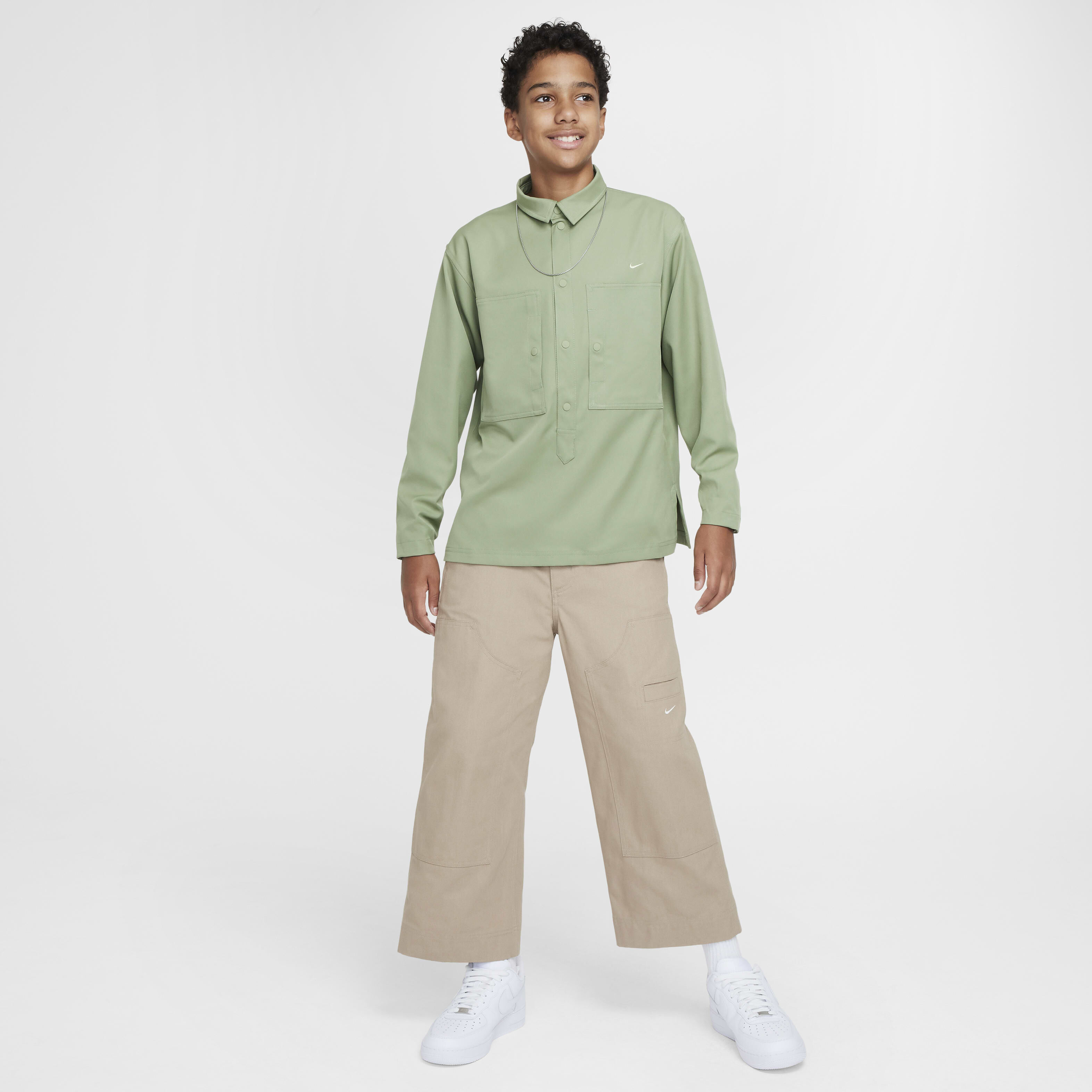 نايكي سبورتسوير ميترو جراوند image number 6