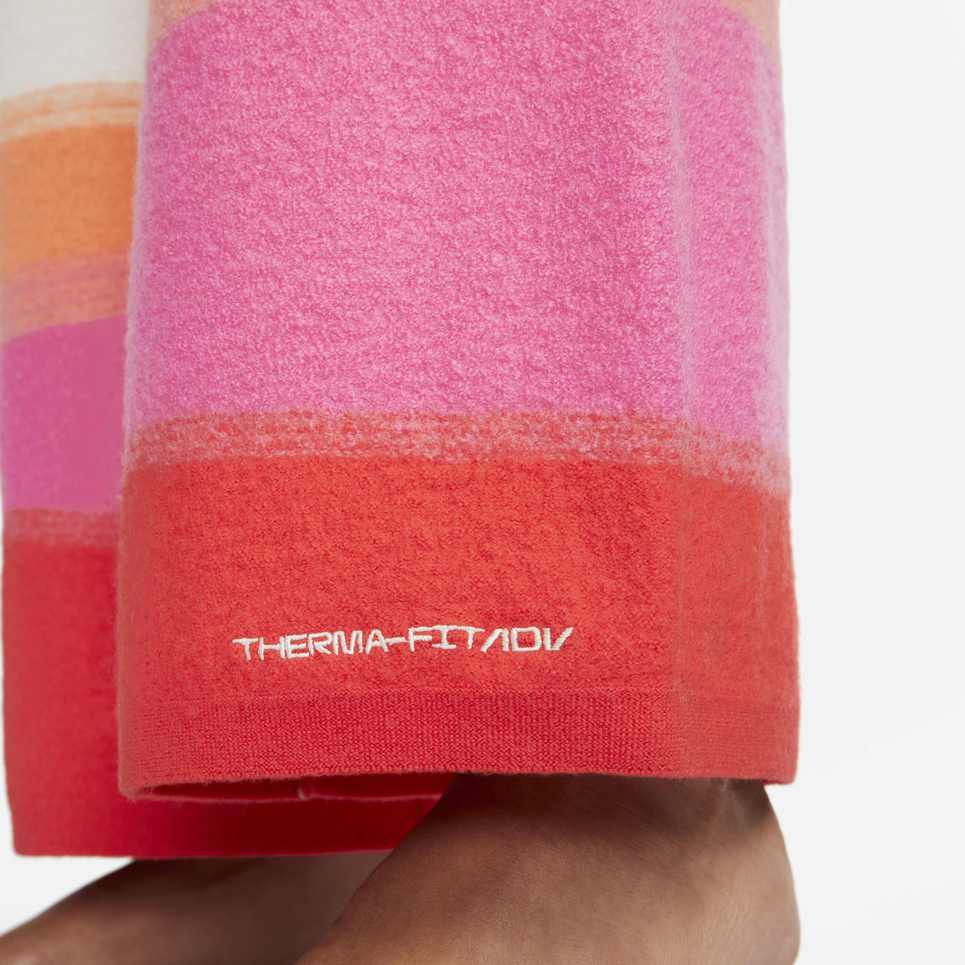 نايكي يوغا ثيرما-فت ايه دي في image number 3