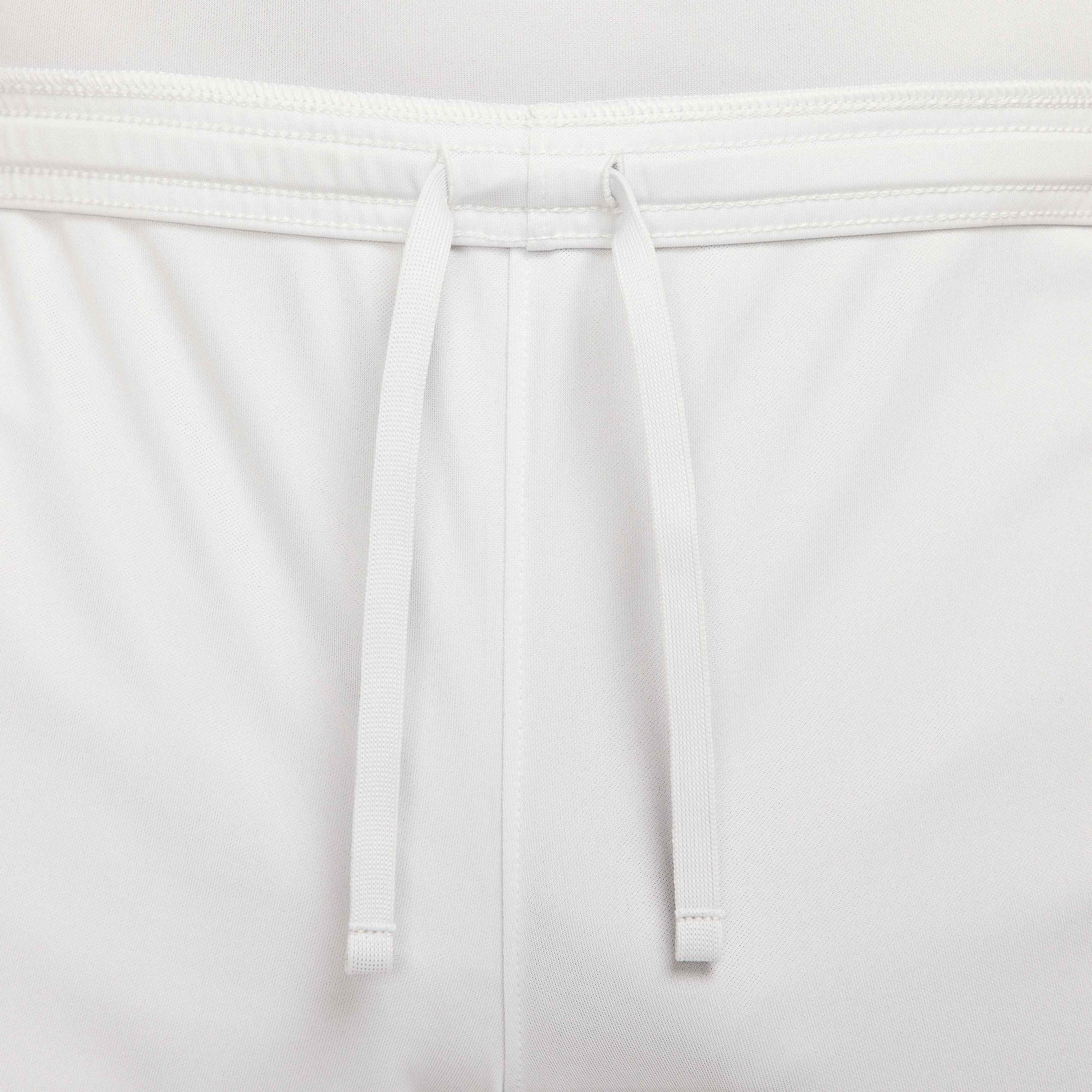 Nike Academy image number 3