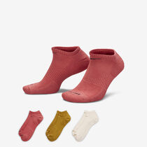 نايكي ايفريداي بلس كوشن