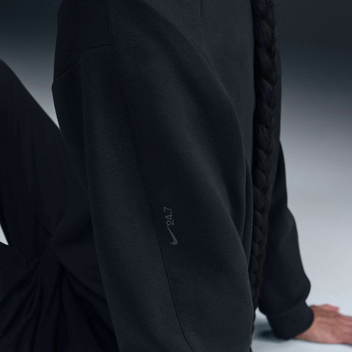 نايكي 24.7 امبوسبلي سوفت image number 5 نايكي 24.7 امبوسبلي سوفت image number 5