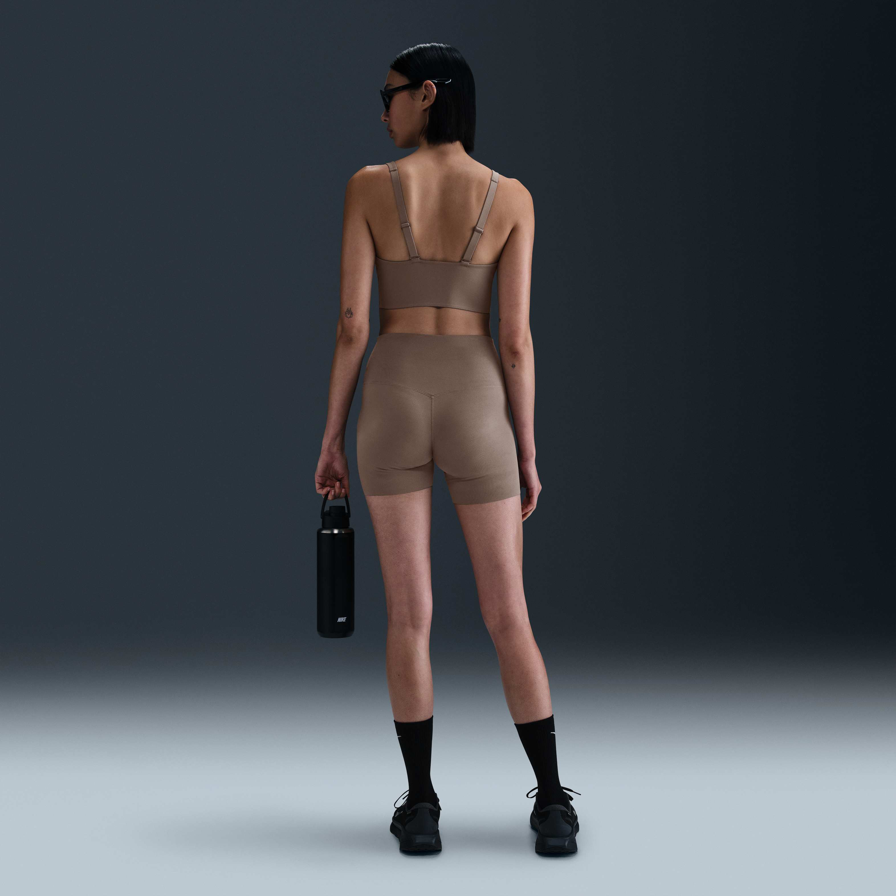 Nike Alate Medium Support image number 4