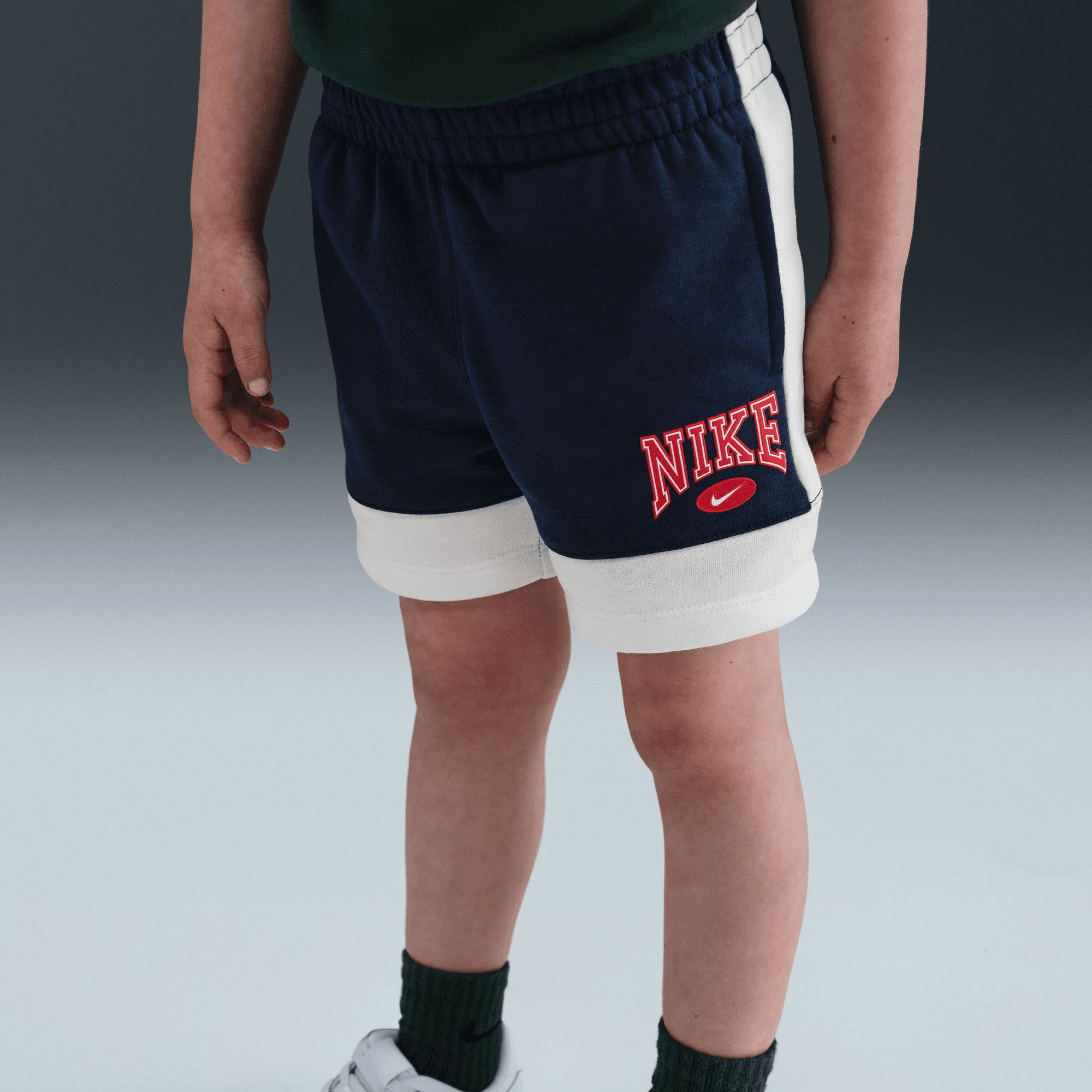 نايكي جيم داي اسنشيال image number 3